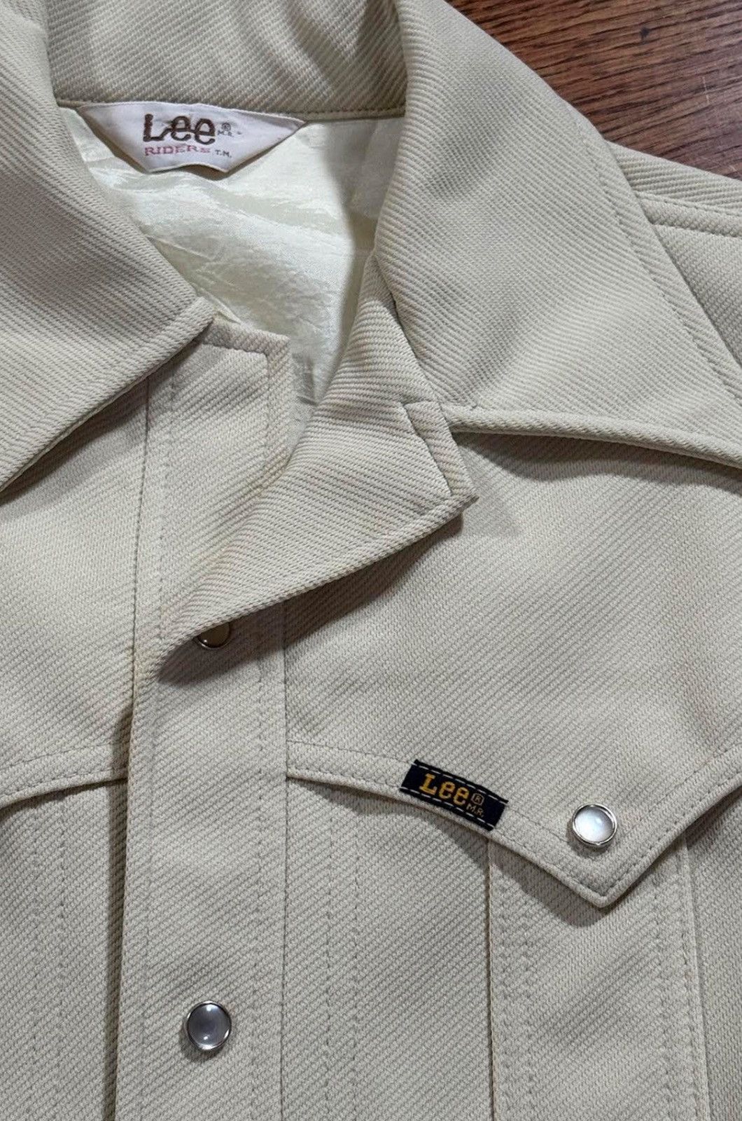 Lee × Vintage Vintage Lee Riders Beige Western Jacket (Size M) Size US M / EU 48-50 / 2 - 3 Thumbnail