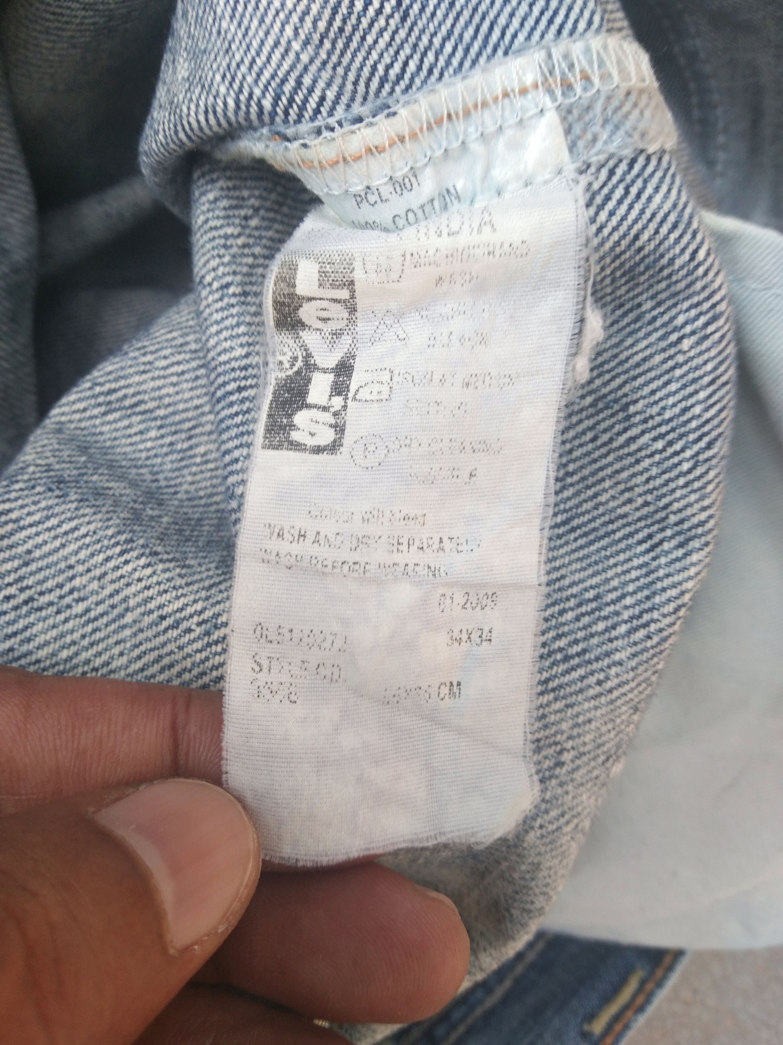 Levi's Vintage Levi's 517 Boot Cut Distressed Flared Jeans 33x30 Size US 33 - 10 Thumbnail