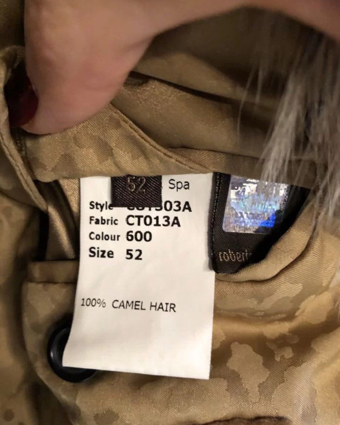 Roberto Cavalli F/W 2009 RUNWAY CAMEL HAIR HEAVY COAT WITH FOX FUR COLLAR Size US L / EU 52-54 / 3 - 8 Thumbnail