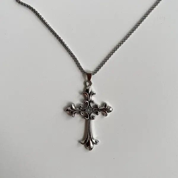 Jewelry Y2K 2000s grunge punk gothic emo cross pendant necklace Size ONE SIZE - 7 Thumbnail