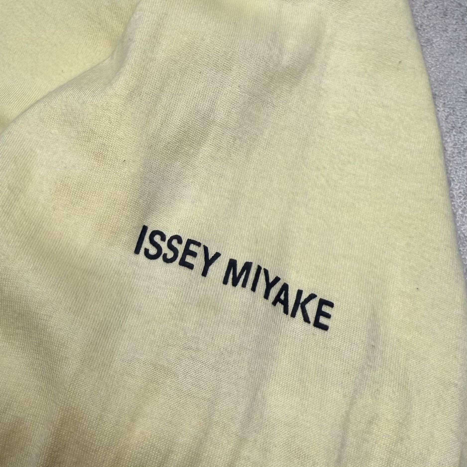 Issey Miyake Vintage Issey Miyake Longsleeve Tshirt Size US L / EU 52-54 / 3 - 4 Thumbnail