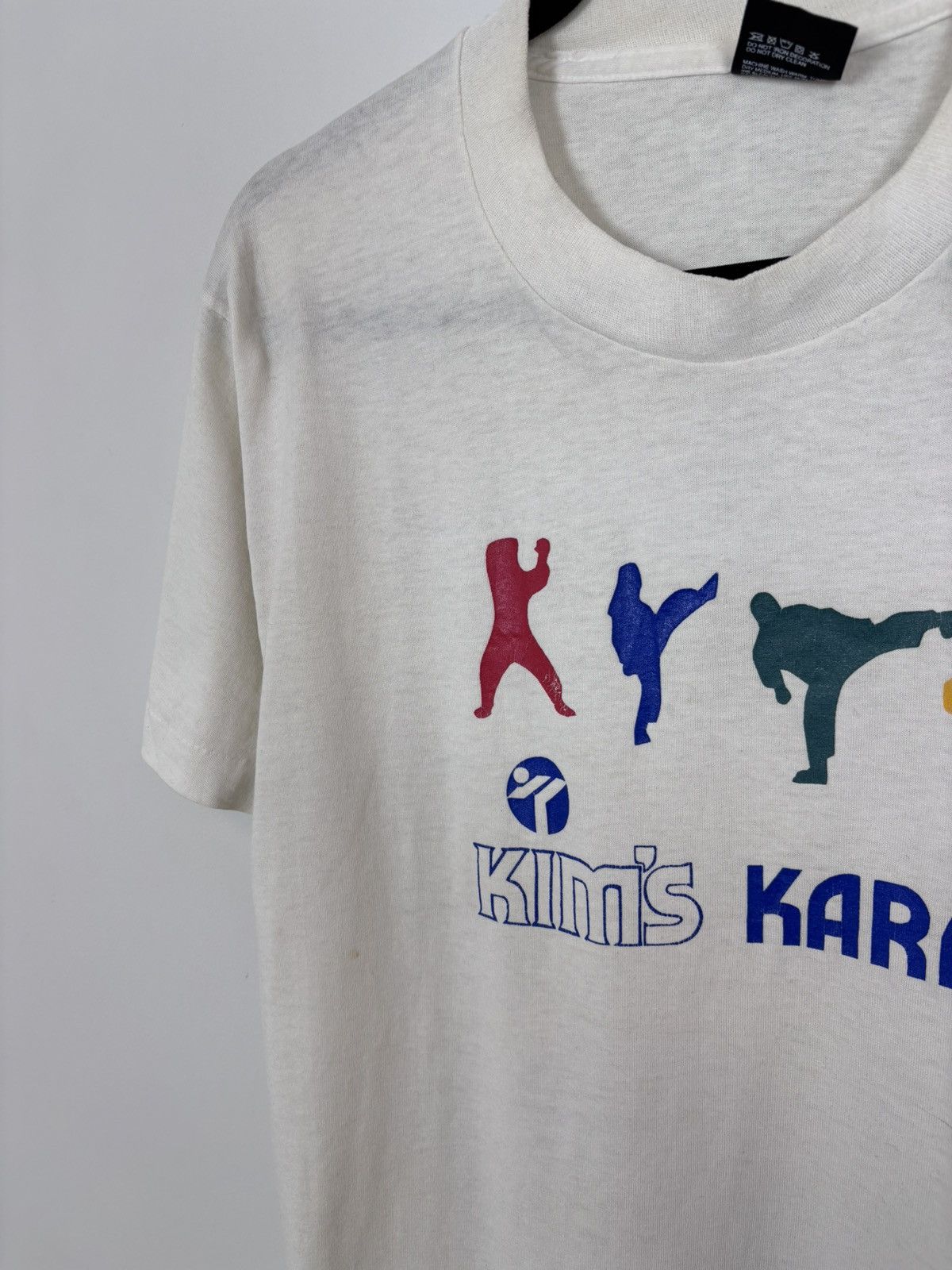 Vintage Vintage 1990s Kim’s Karate USA White Single Stitch T-Shirt Size US L / EU 52-54 / 3 - 4 Thumbnail