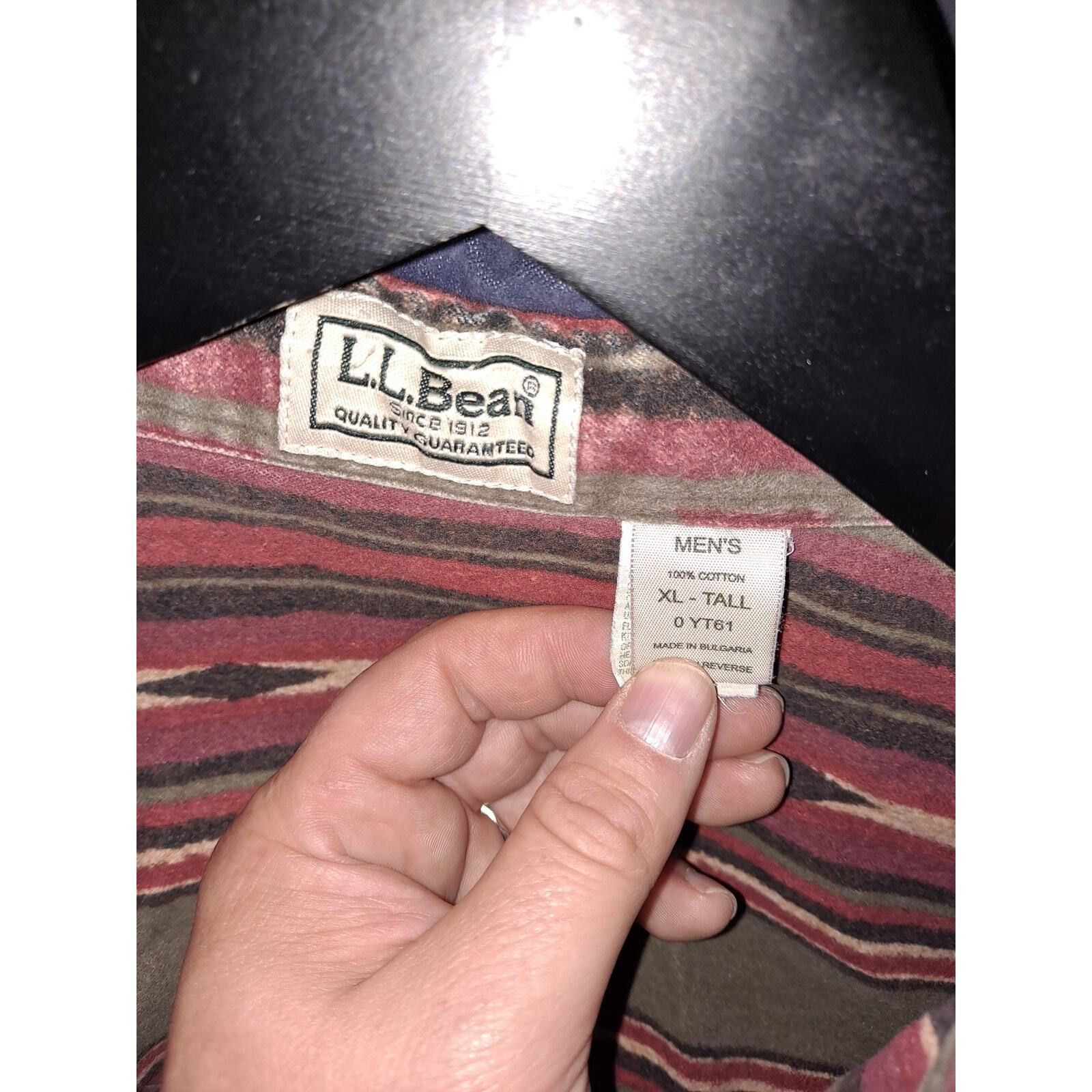 Other L.L. Bean Button Up Hurricane Shirt With Aztec Quilted Linin Size US XL / EU 56 / 4 - 7 Thumbnail