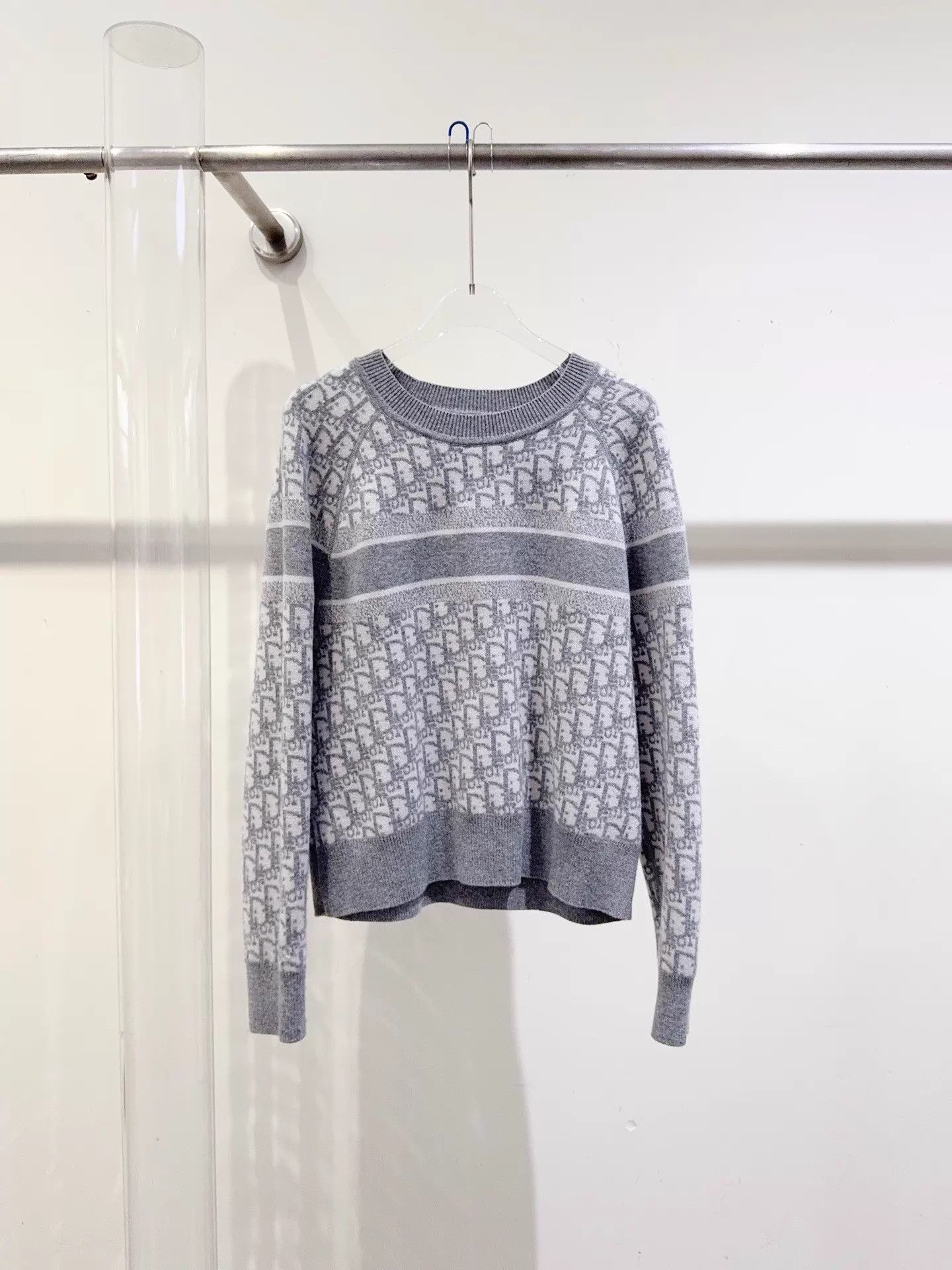 Dior Dior new full logo gray cool double-sided sweater Size XS / US 0-2 / IT 36-38 - 1 Thumbnail