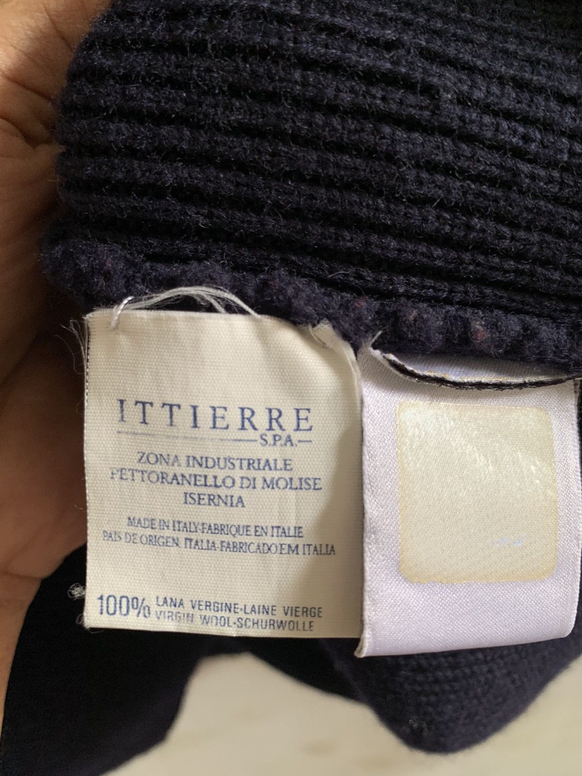 Aran Isles Knitwear Vintage 90’s Dolce & Gabbana spell out virgin wool knitwear Size US M / EU 48-50 / 2 - 8 Thumbnail