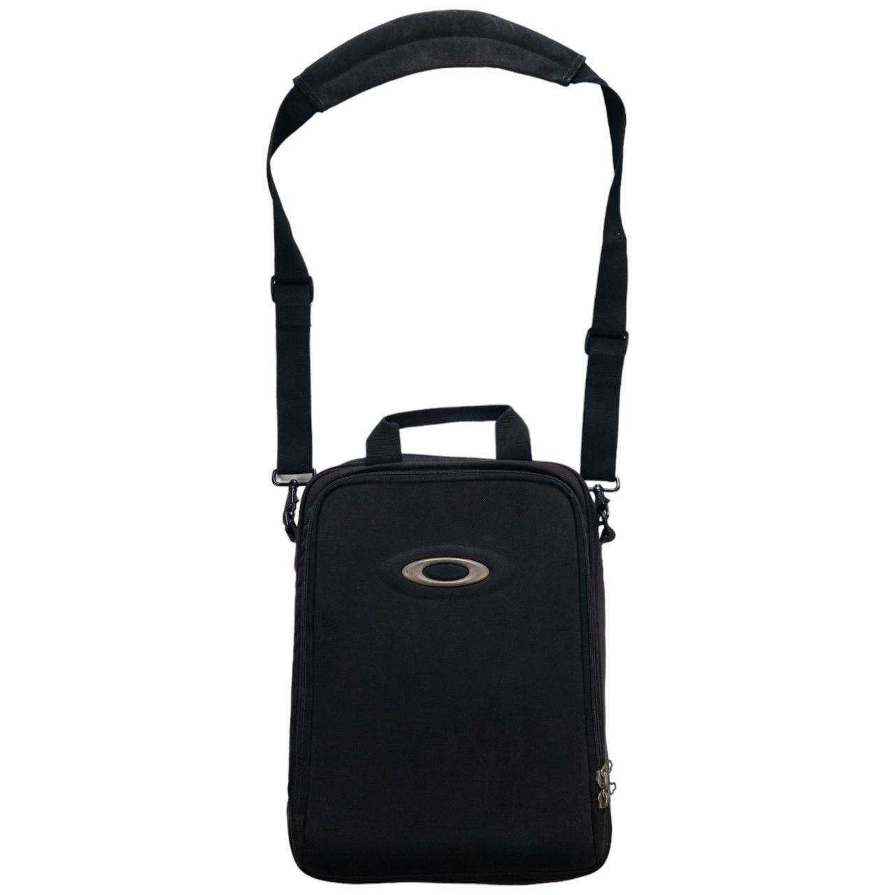 Oakley Vintage Oakley Hard Shell Cross Body Bag Size ONE SIZE - 2 Thumbnail