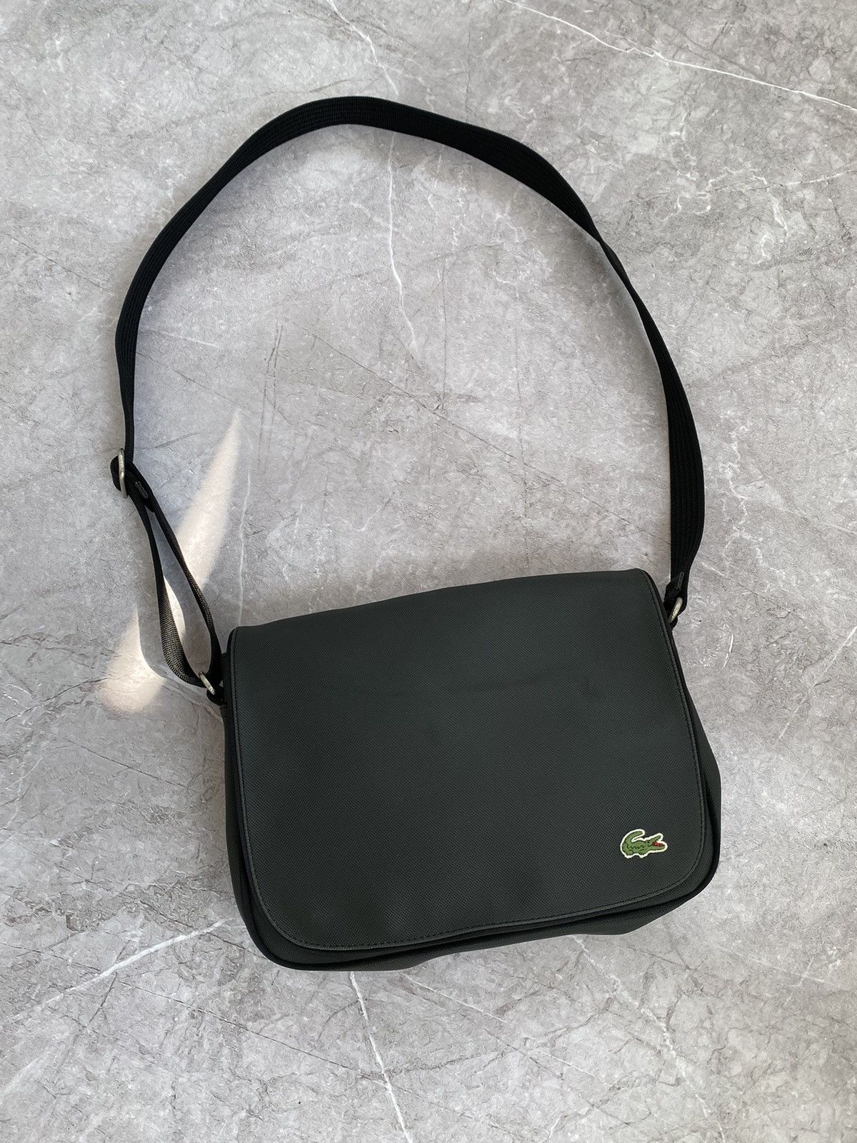 Lacoste Vintage Y2K Lacoste Crossbody Messenger Bag Adjustable Strap Size ONE SIZE - 2 Thumbnail