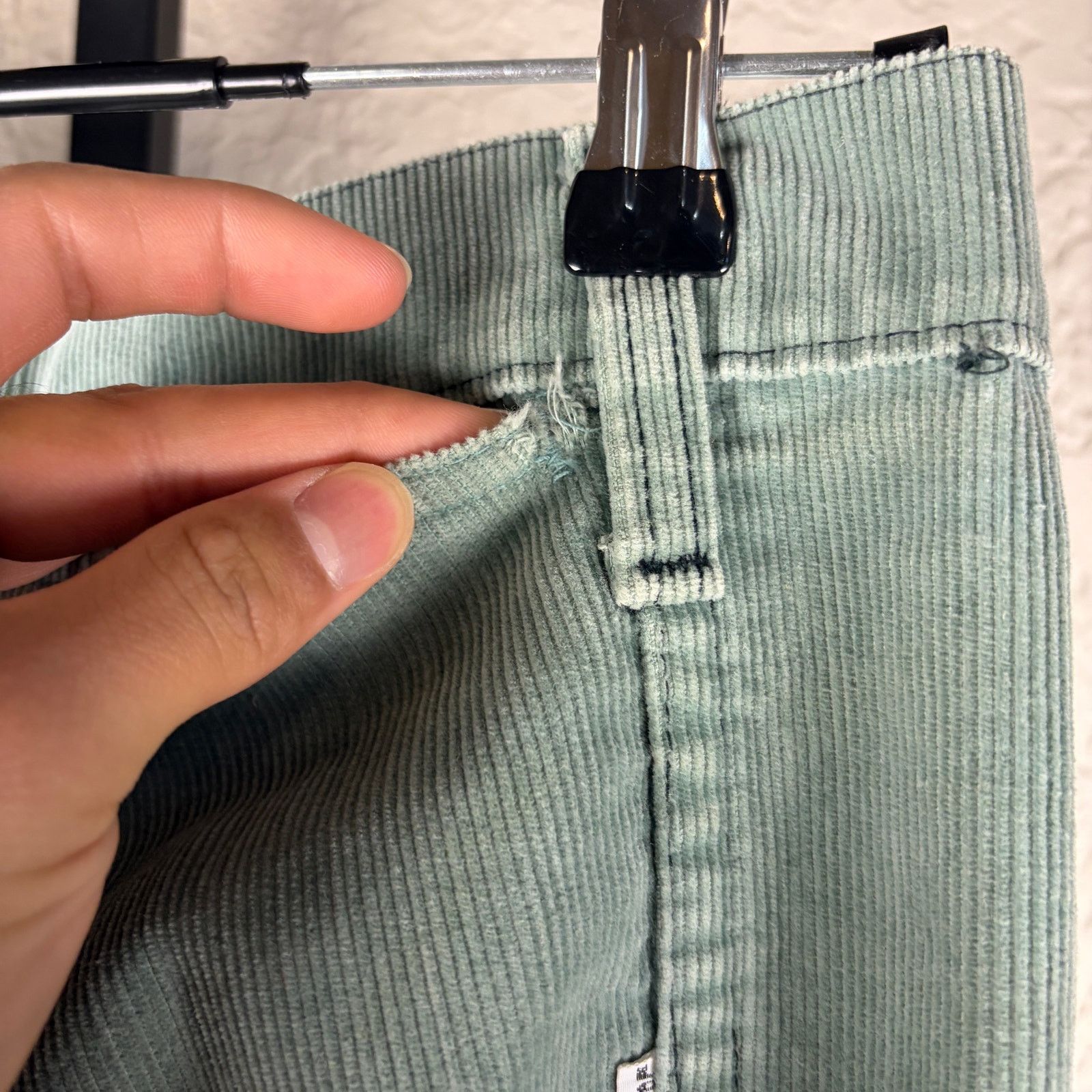 Levi's Vintage Levis 70s White Tab Green Corduroy Sz 31 Bell Bottom Size 31" - 10 Thumbnail