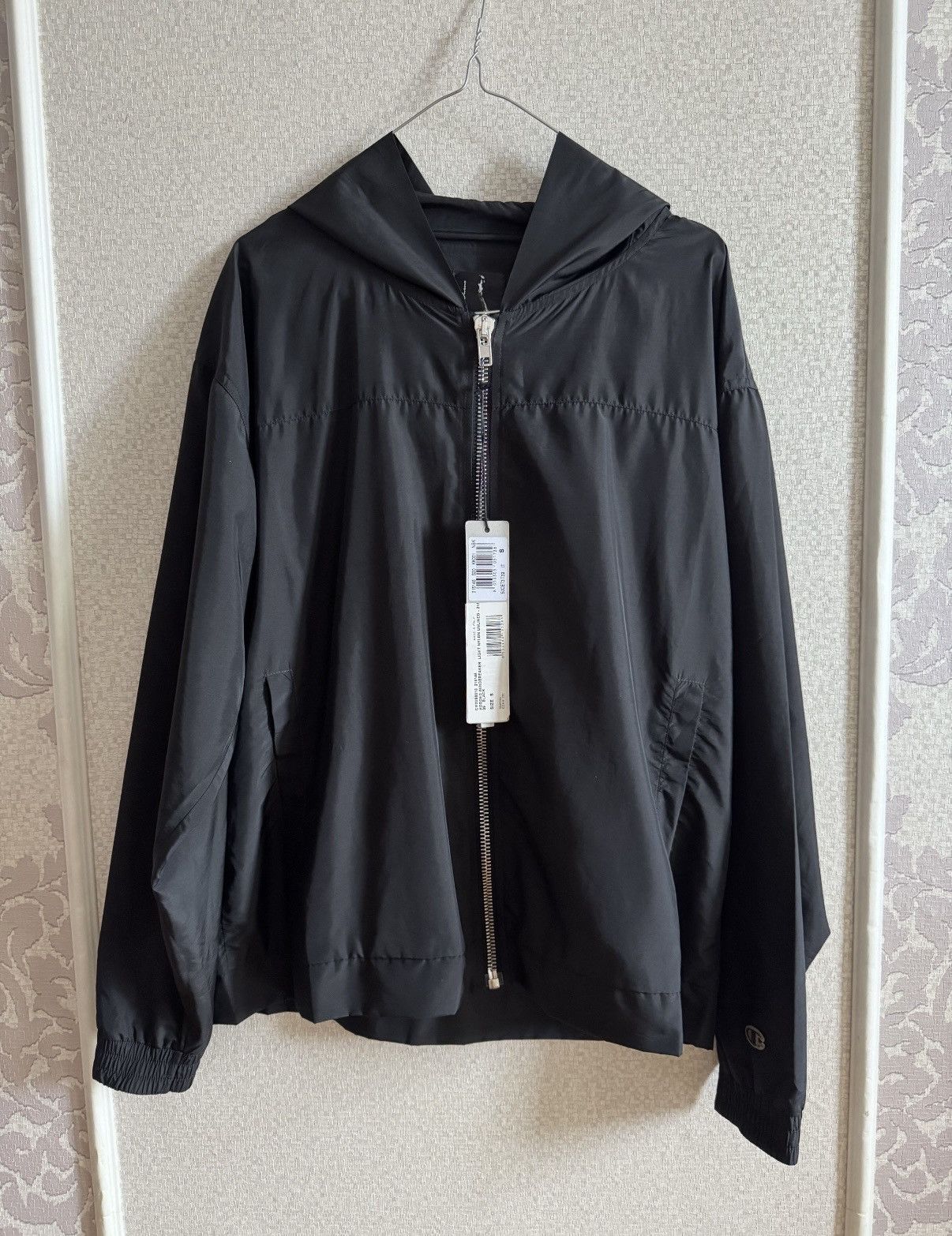 Rick Owens RARE RICK OWENS X CHAMPION LIGHT JACKET Size US M / EU 48-50 / 2 - 1 Thumbnail