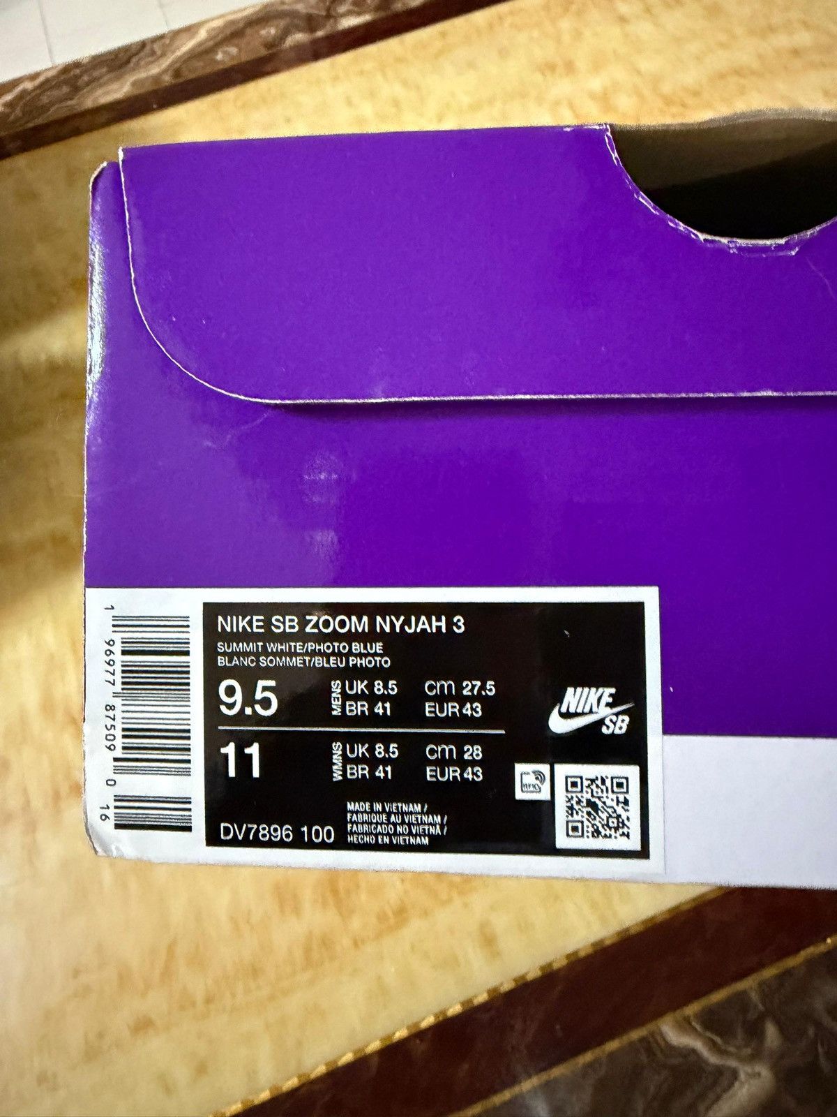 Nike SB Nike SB Zoom Nyjah 3 White Gum Skate Shoe Size US 9.5 Size US 9.5 / EU 42-43 - 7 Thumbnail