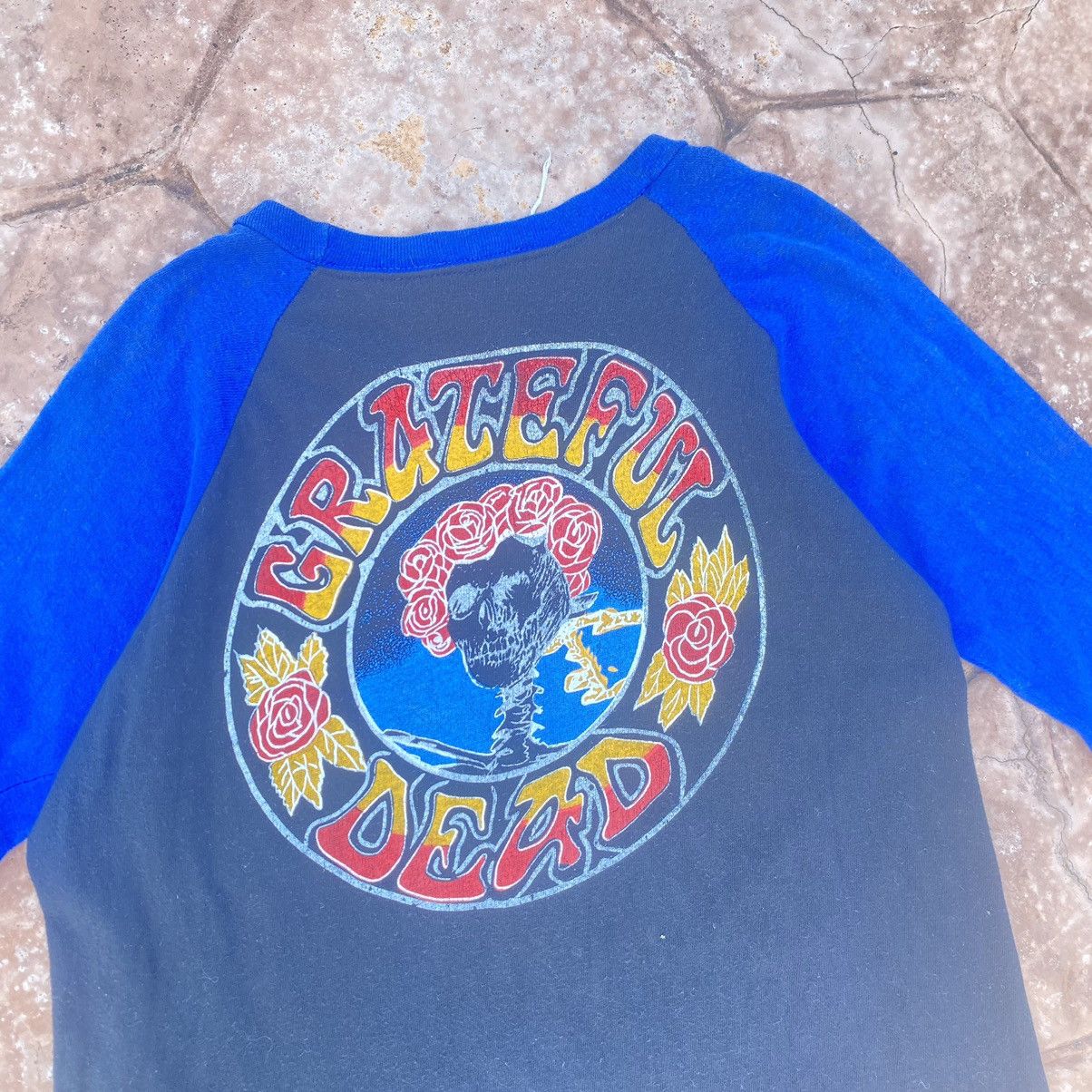 Band Tees Thrashed Faded 80s Grateful Dead 3q ERD GRUNGE T-SHIRT Size US M / EU 48-50 / 2 - 4 Thumbnail