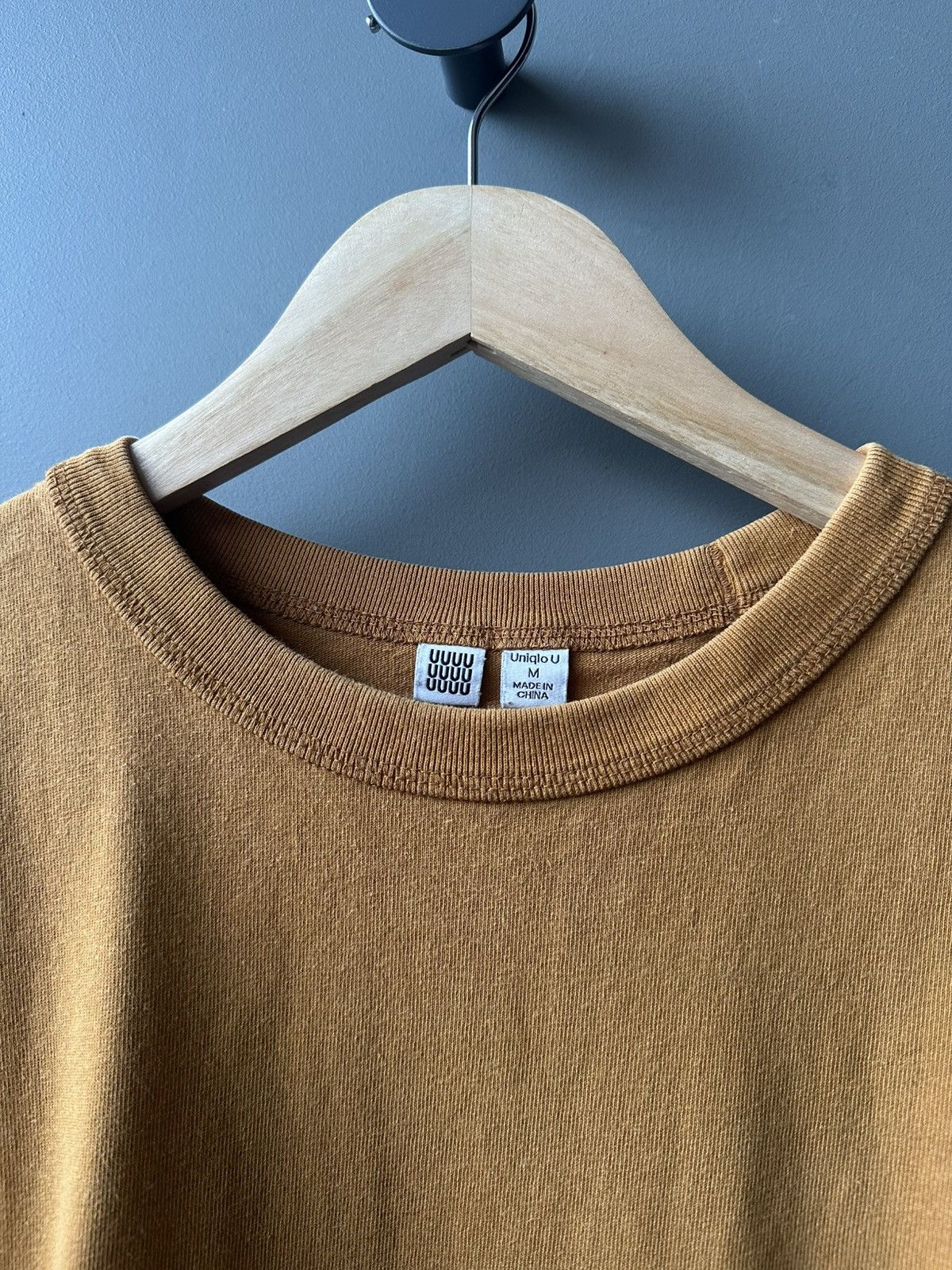 Uniqlo Uniqlo U Christophe Lemaire Beige Basic Tee T-shirt Size US M / EU 48-50 / 2 - 3 Thumbnail