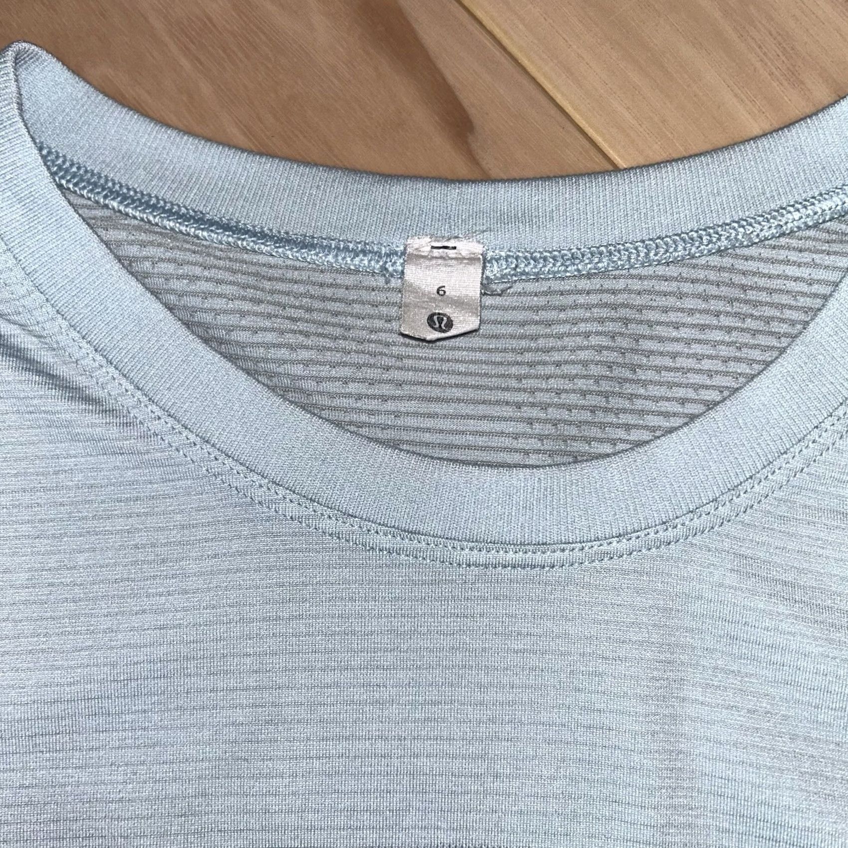 Lululemon VINTAGE_distressed Lululemon Swiftly Relaxed Top Long Sleeve Women’s 6 Small Size M / US 6-8 / IT 42-44 - 3 Thumbnail