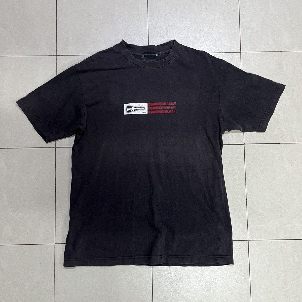 Hook-Ups × Vintage Rare Vintage Black Flys Female Target T Shirt Size US S / EU 44-46 / 1 - 2 Thumbnail