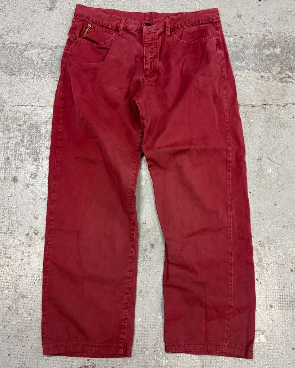 Armani 2000s Armani Red Wide Pants Size US 34 / EU 50 - 1 Thumbnail
