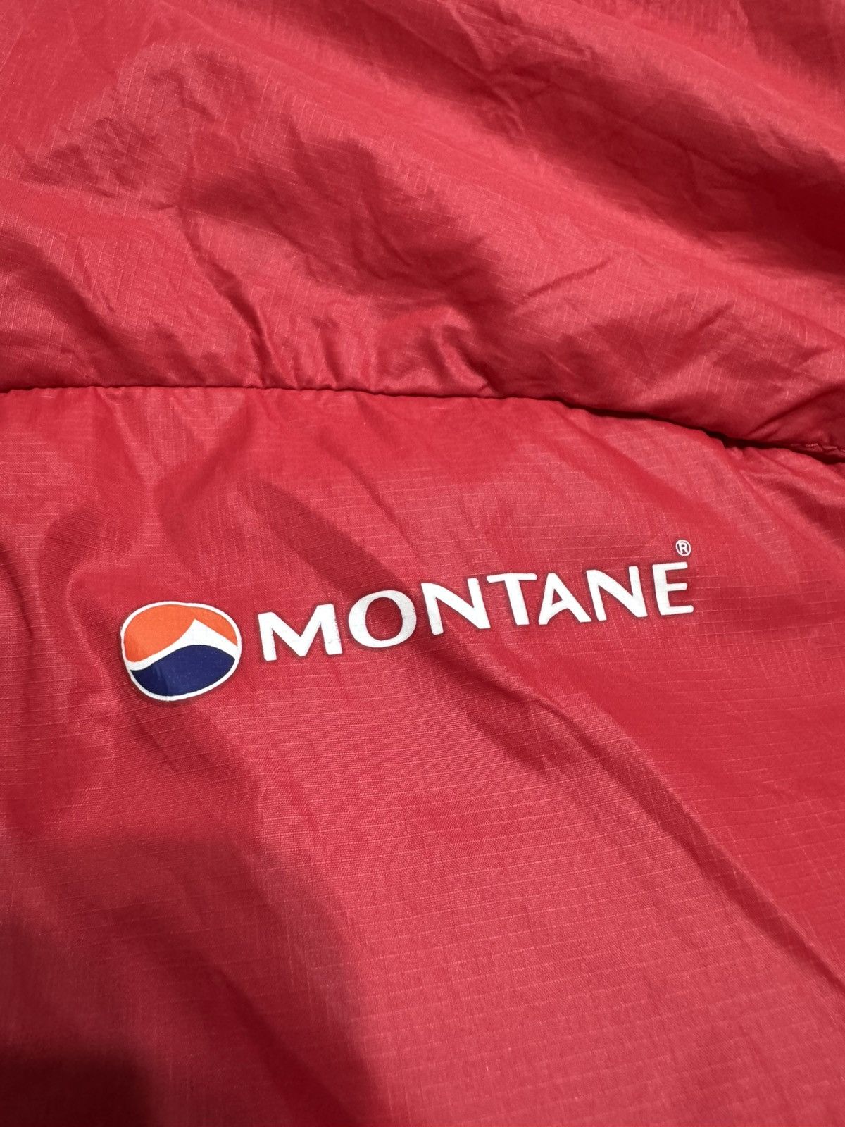 Montane Montane Pertex Microlight Windbreakers Jacket size S sports Size US S / EU 44-46 / 1 - 7 Thumbnail