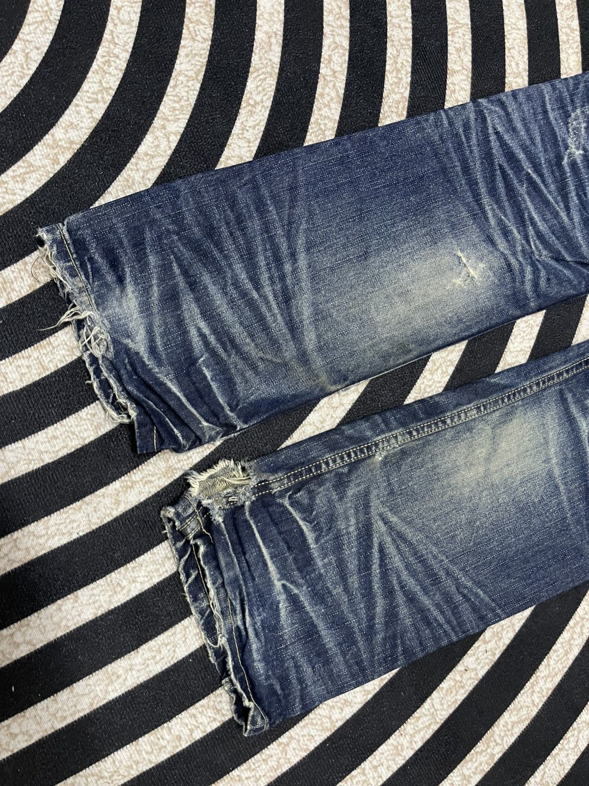 Japanese Brand 2000s CRAZY LEOPARD DENIM JEANS DISTRESSED RARE DESIGN Size US 30 / EU 46 - 18 Thumbnail