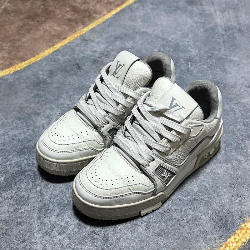 Louis Vuitton Louis Vuitton Low-Top Trainer Sneakers in White -2508 Size US 5.5 / EU 38 - 1 Thumbnail