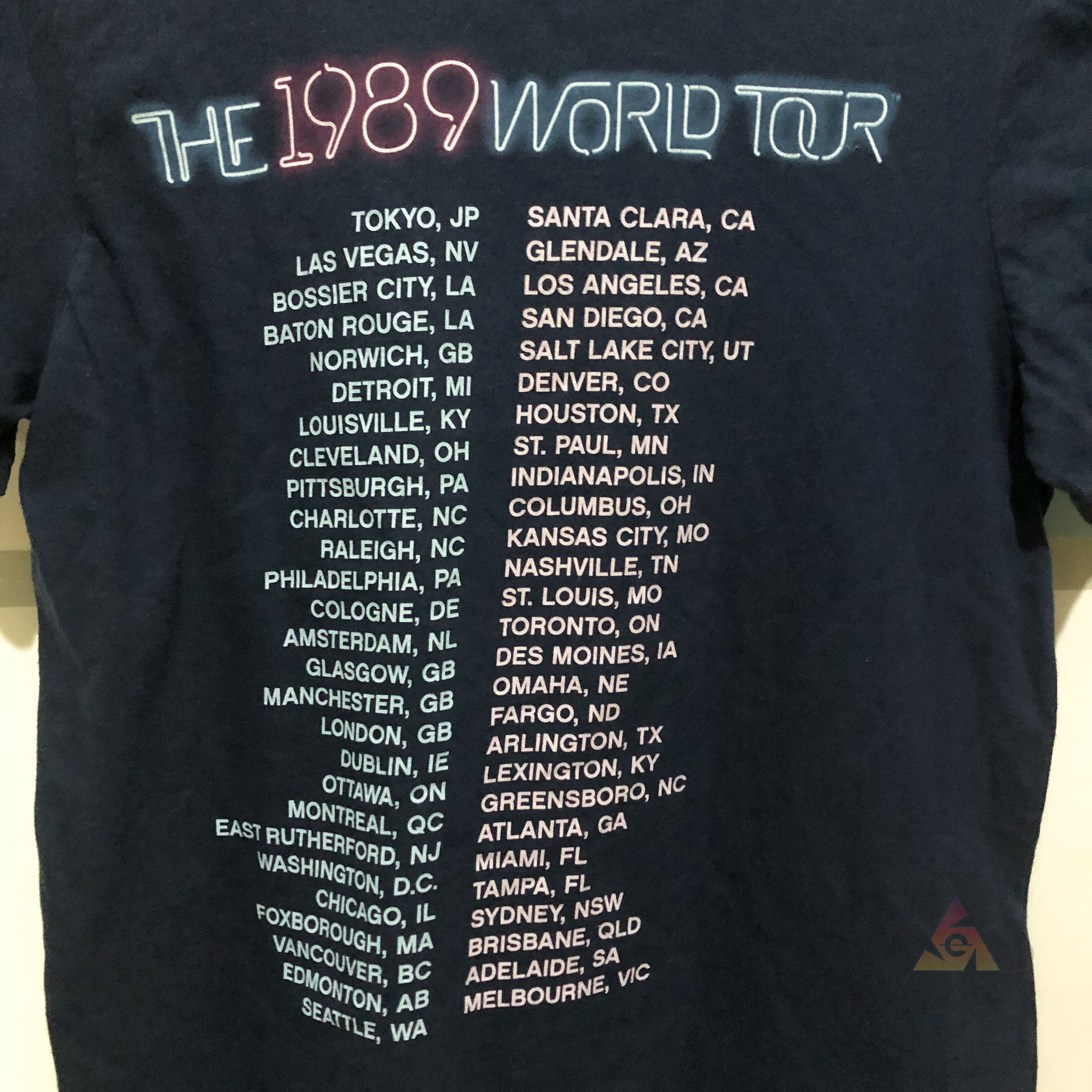 Band Tees Taylor Swift The 1989 World Tour T-Shirt Size S / US 4 / IT 40 - 10 Thumbnail