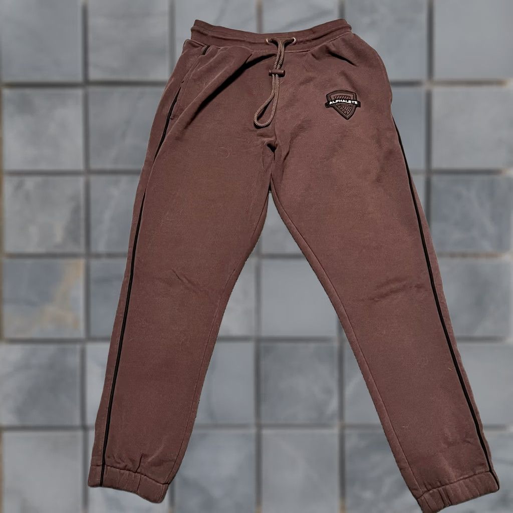 Vintage Alphalete Jogger Pants Mens M Regular Maroon Sweatpants Lounge Pants Jogger Men Red 2010s 90s? Size US 31 - 1 Thumbnail