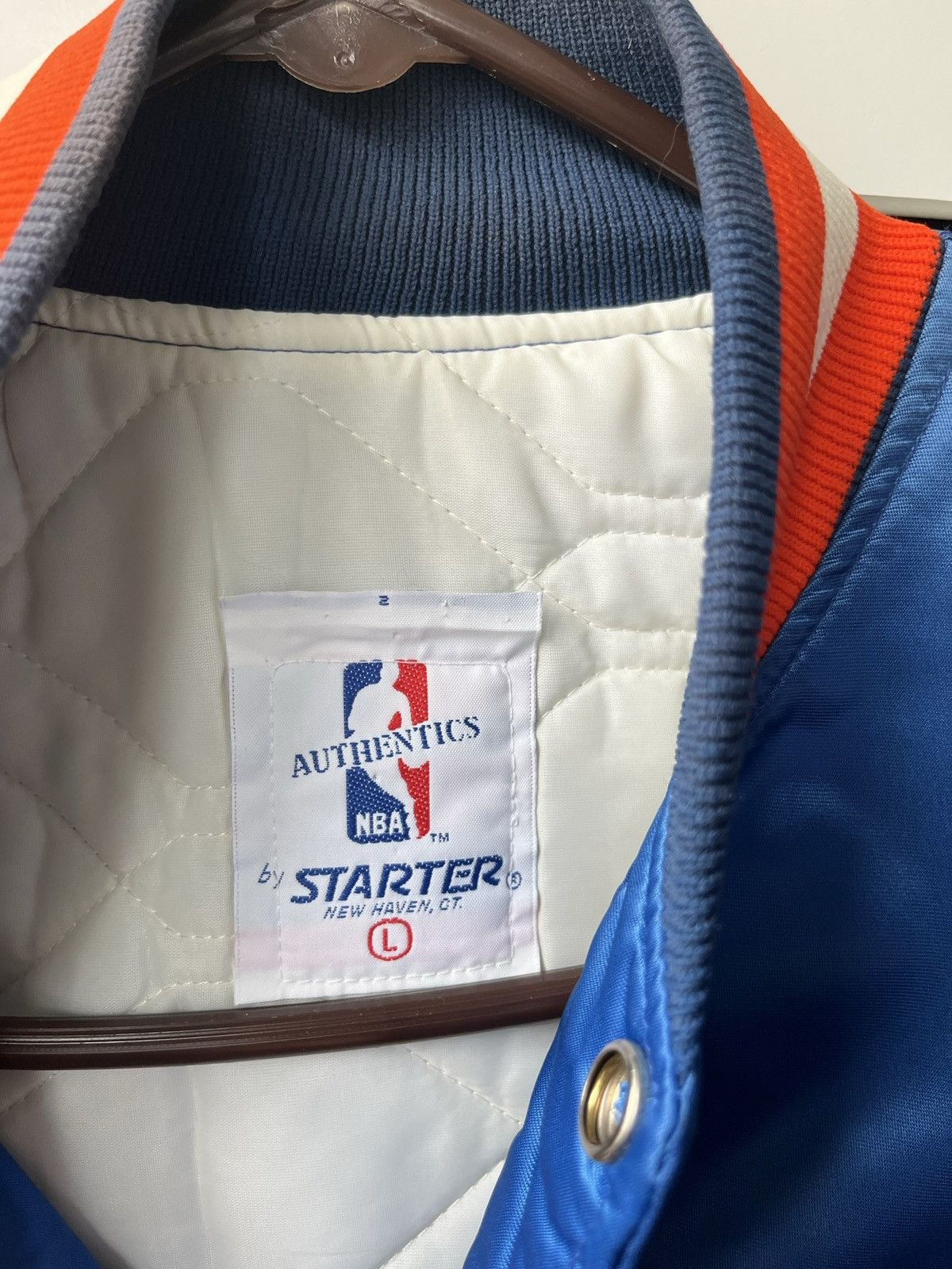 Starter VINTAGE Starter New York Knicks Bomber Jacket Size L Size US L / EU 52-54 / 3 - 3 Thumbnail