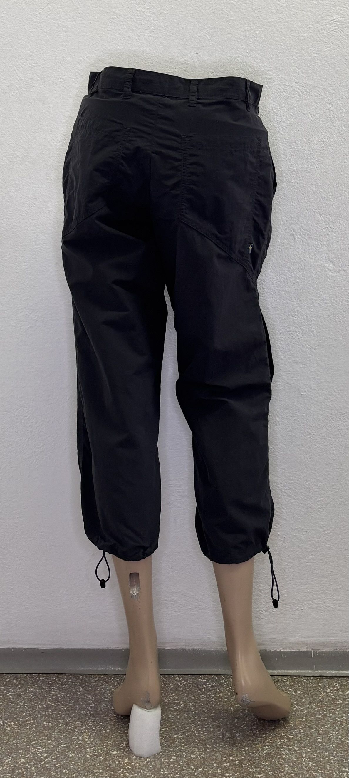 Fjallraven × Vintage FjallRaven 3/4 pants vintage size 40 Size US 30 / EU 46 - 3 Thumbnail