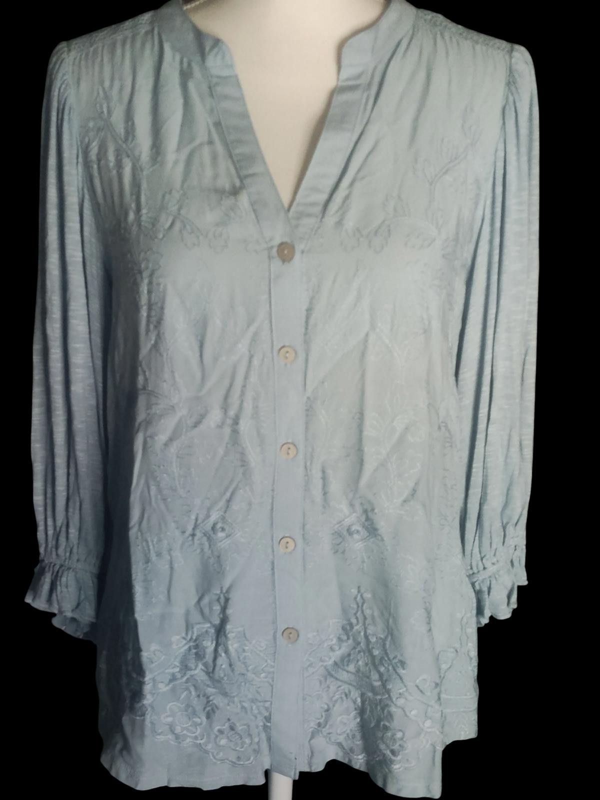Designer Light Blue Embroidered Button-Up Women's Blouse by Democracy Size S / US 4 / IT 40 - 1 Thumbnail