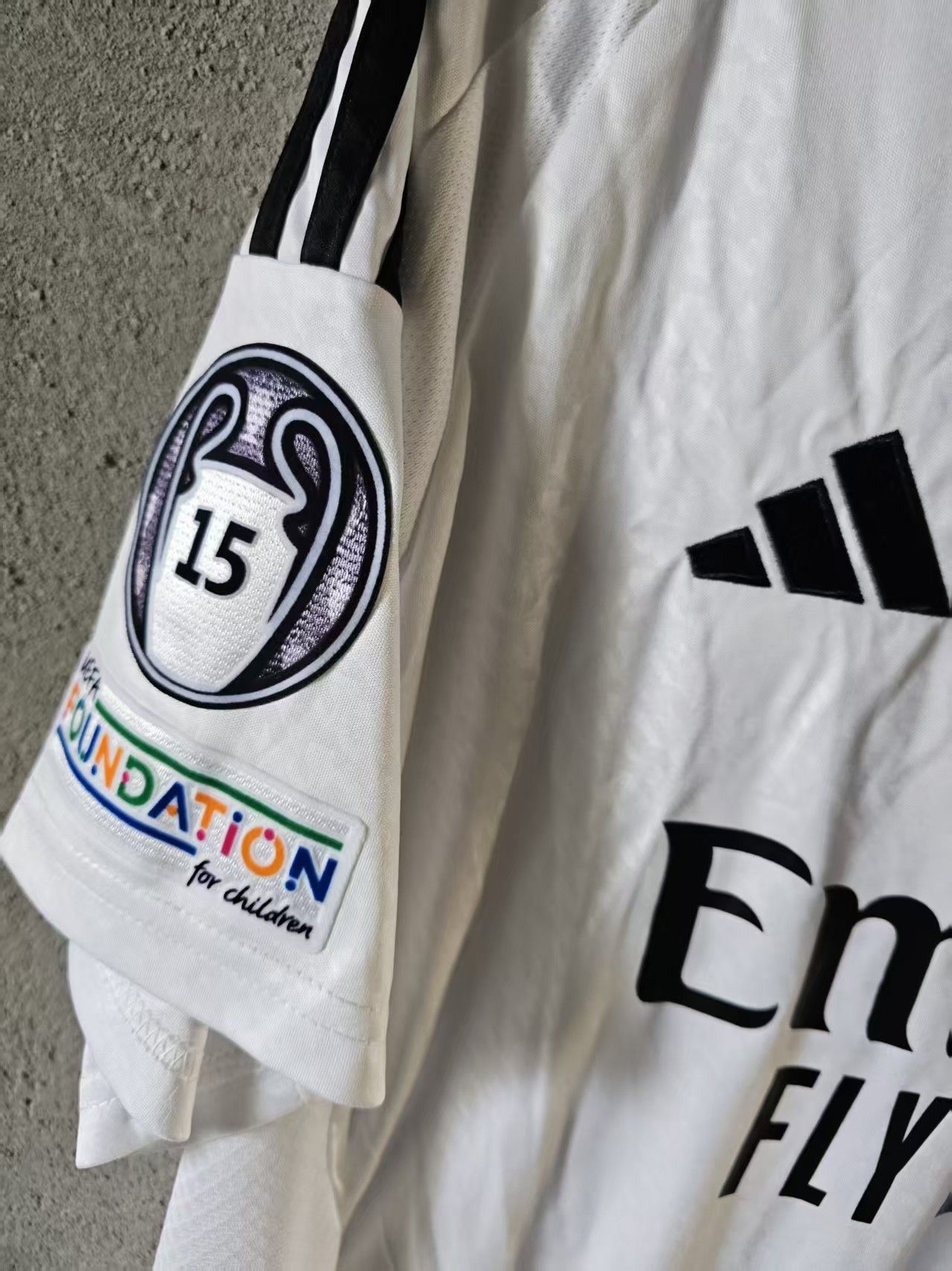 Adidas 2025 Real Madrid 10 Luka Modric Jersey Size US L / EU 52-54 / 3 - 3 Thumbnail