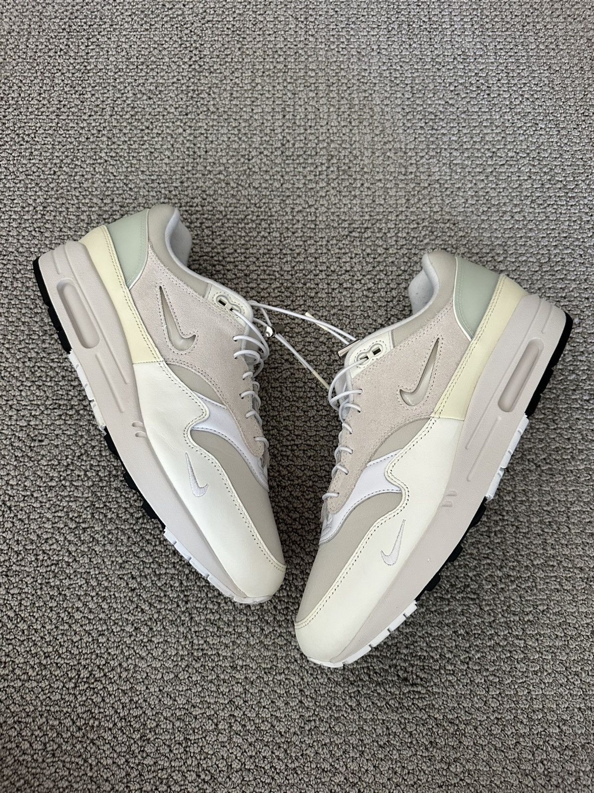 Nike Air Max One PRM Hangul Day Size US 10.5 / EU 43-44 - 12 Thumbnail