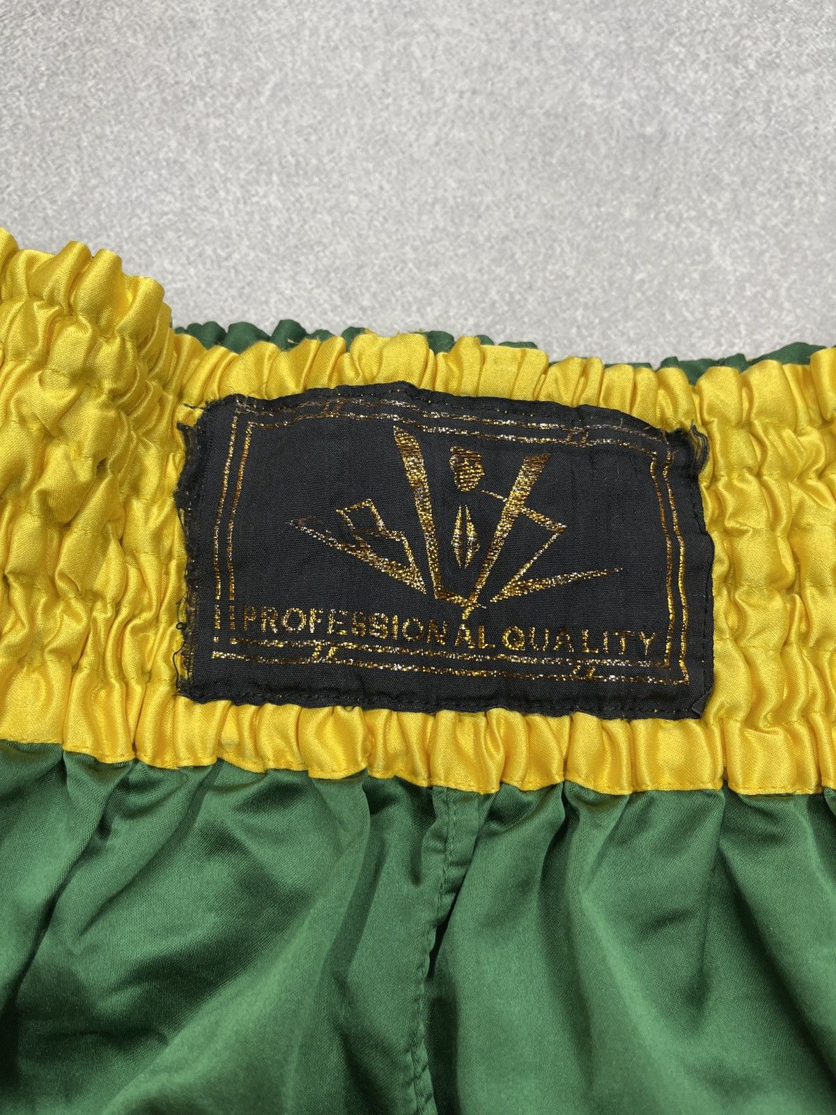 Other Vintage Muay Thai Shorts Green/Yellow MMA Box Fighting Size US 32 / EU 48 - 5 Thumbnail