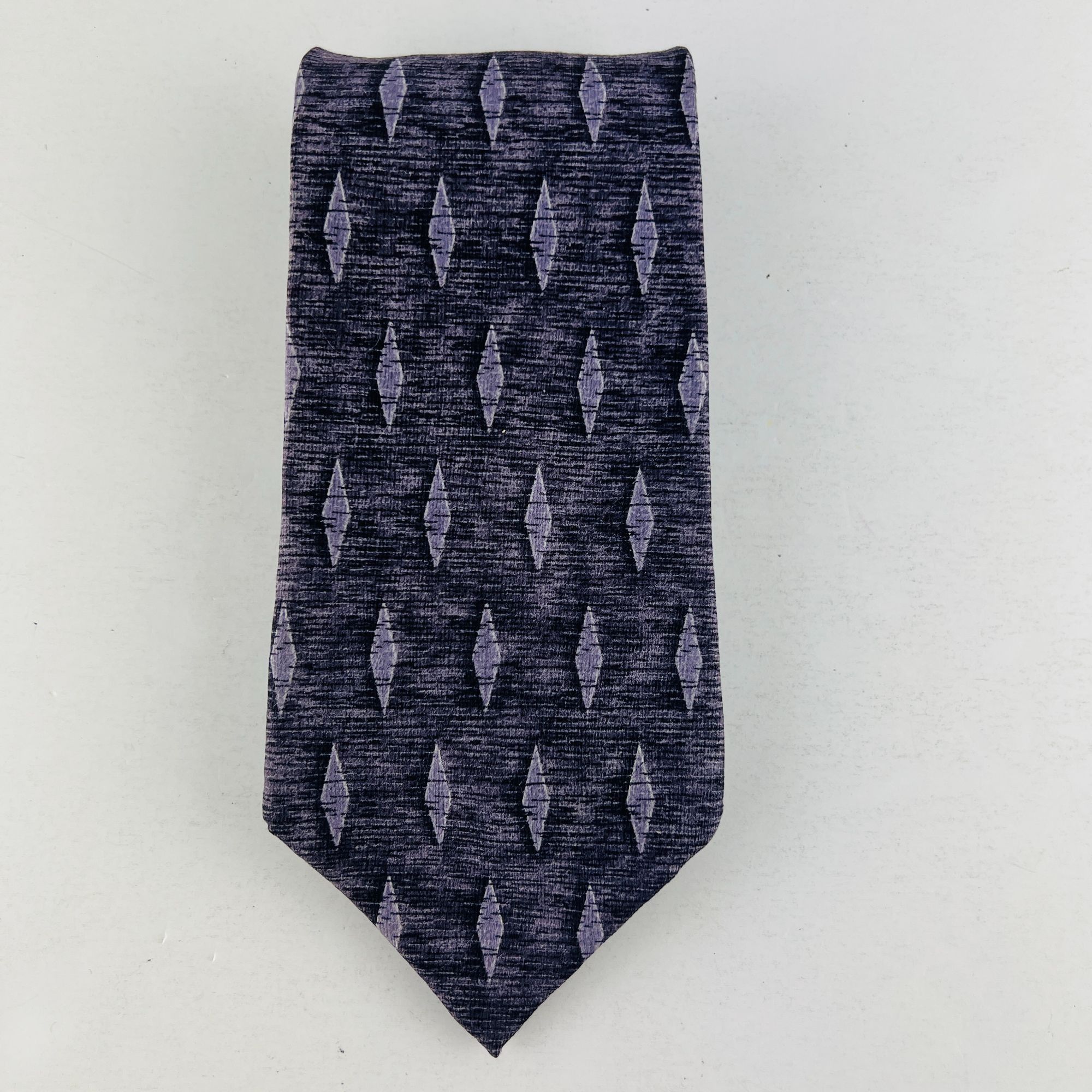Arrow ARROW Necktie Tie Diamond Design 100% Imported Silk Size ONE SIZE - 2 Thumbnail