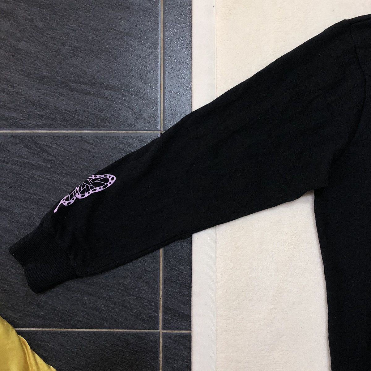 Anime × Japanese Brand SHINOBU DEMON SLAYER Anime Sweatshirt Size US L / EU 52-54 / 3 - 8 Thumbnail