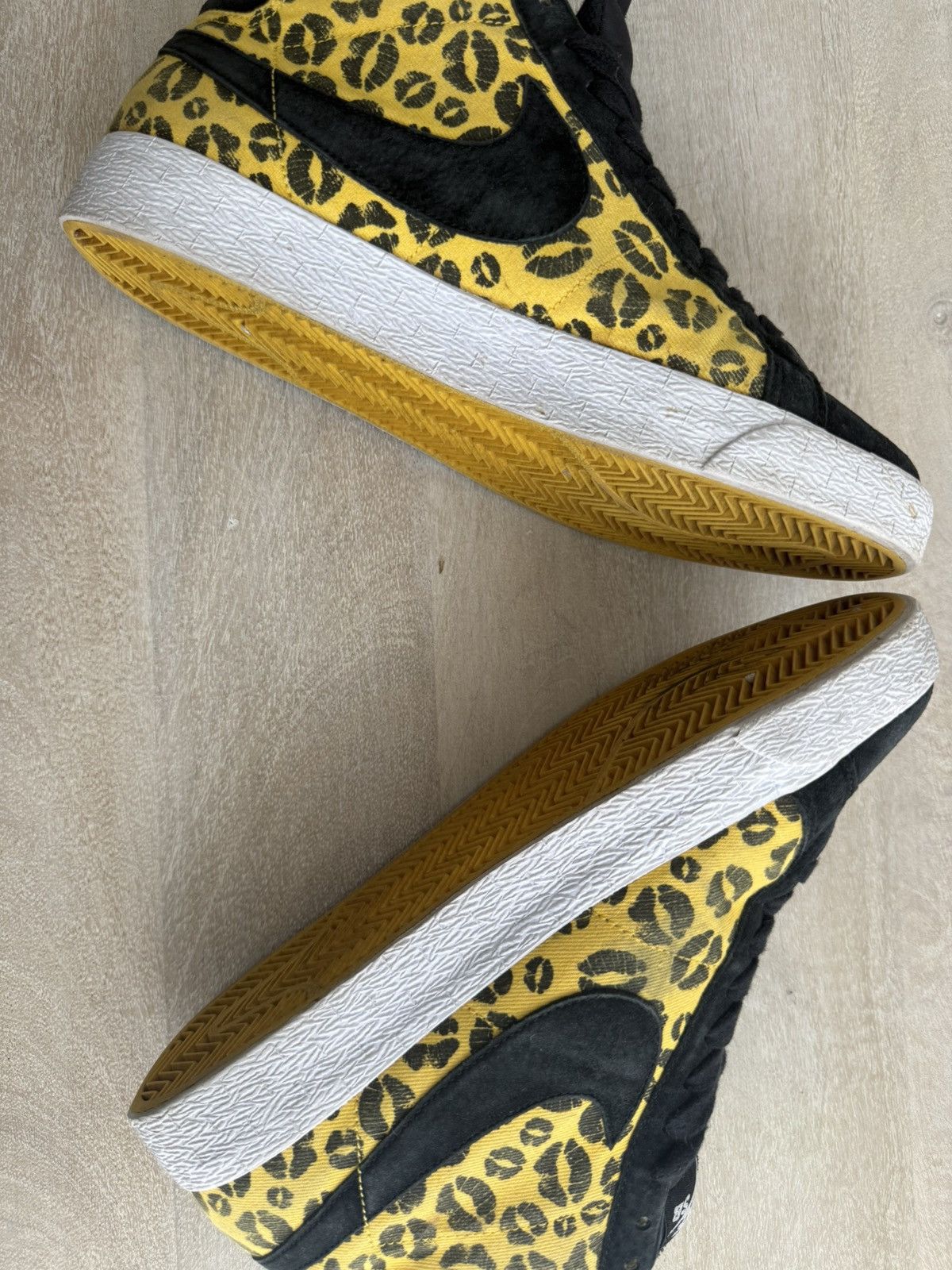 Nike Nike SB Blazer “Kisses” Size US 10.5 / EU 43-44 - 5 Thumbnail