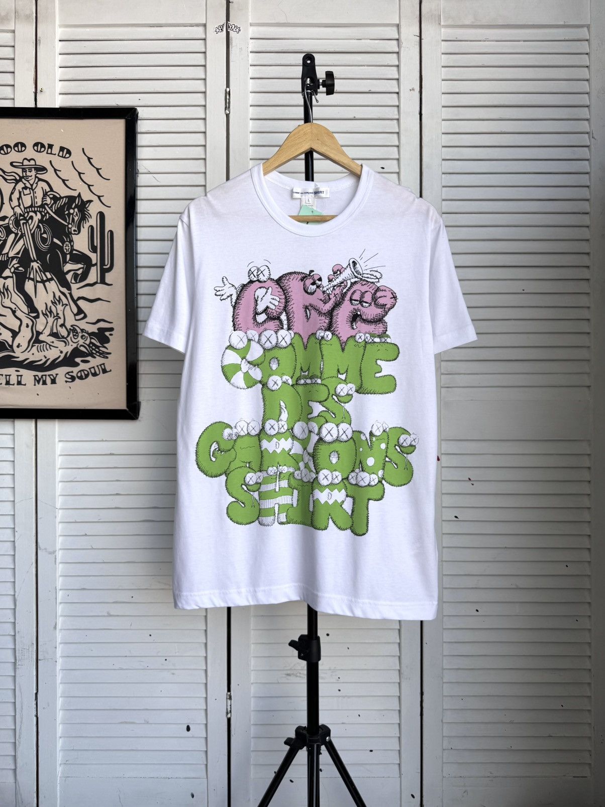 Comme des Garcons Comme des Garçons Shirt KAWS Graphic T-Shirt White Size US L / EU 52-54 / 3 - 3 Thumbnail
