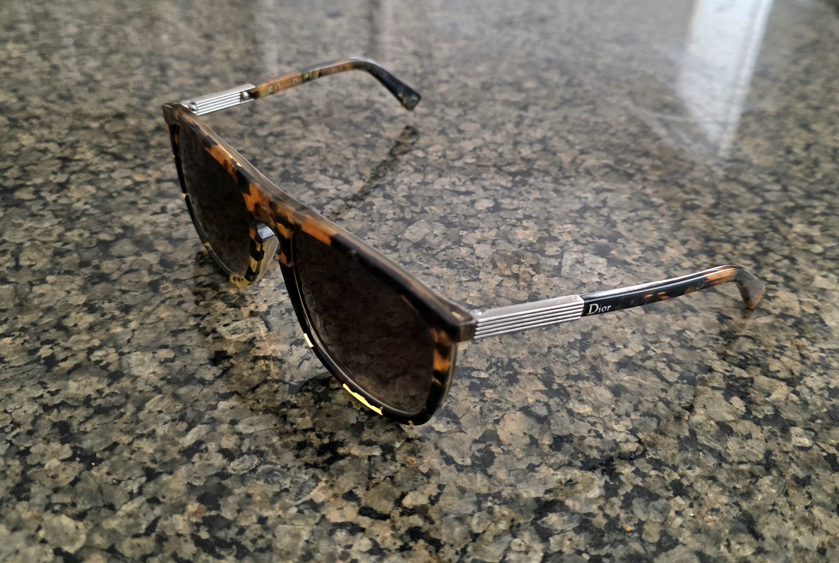 Dior Christian Dior Entracte2 Women Sunglasses Tortoise Italy Size ONE SIZE - 1 Thumbnail