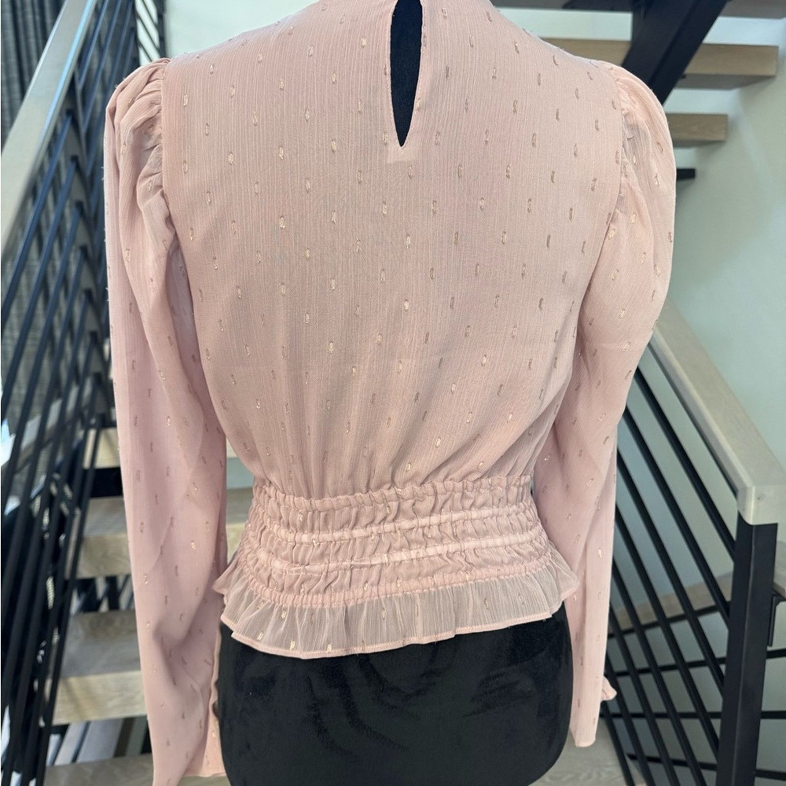 Other New Chic Blush Women's Blouse with Ruched Waist size XS Size XS / US 0-2 / IT 36-38 - 6 Thumbnail