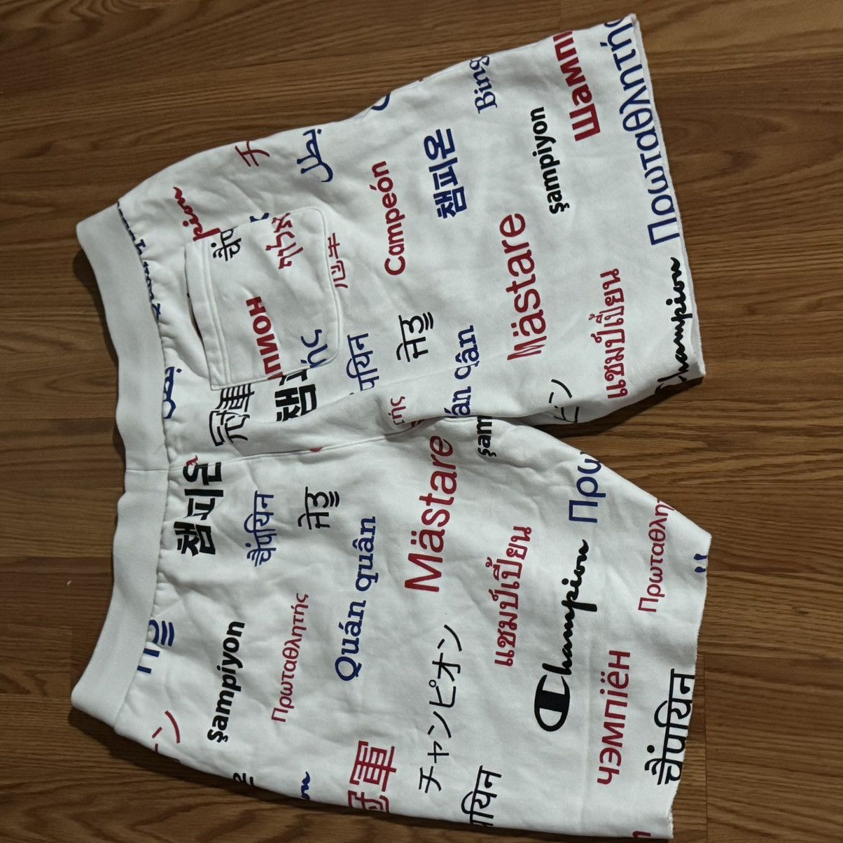 Champion Champion streetwear shorts size 2XL Size US 42 / EU 58 - 4 Thumbnail