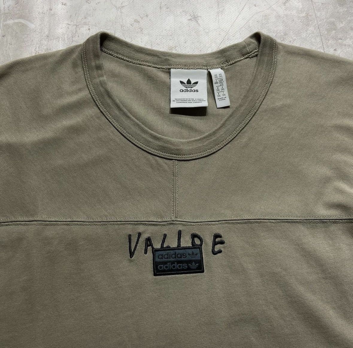 Adidas Adidas Valide Long sleeve Size US XXL / EU 58 / 5 - 2 Thumbnail
