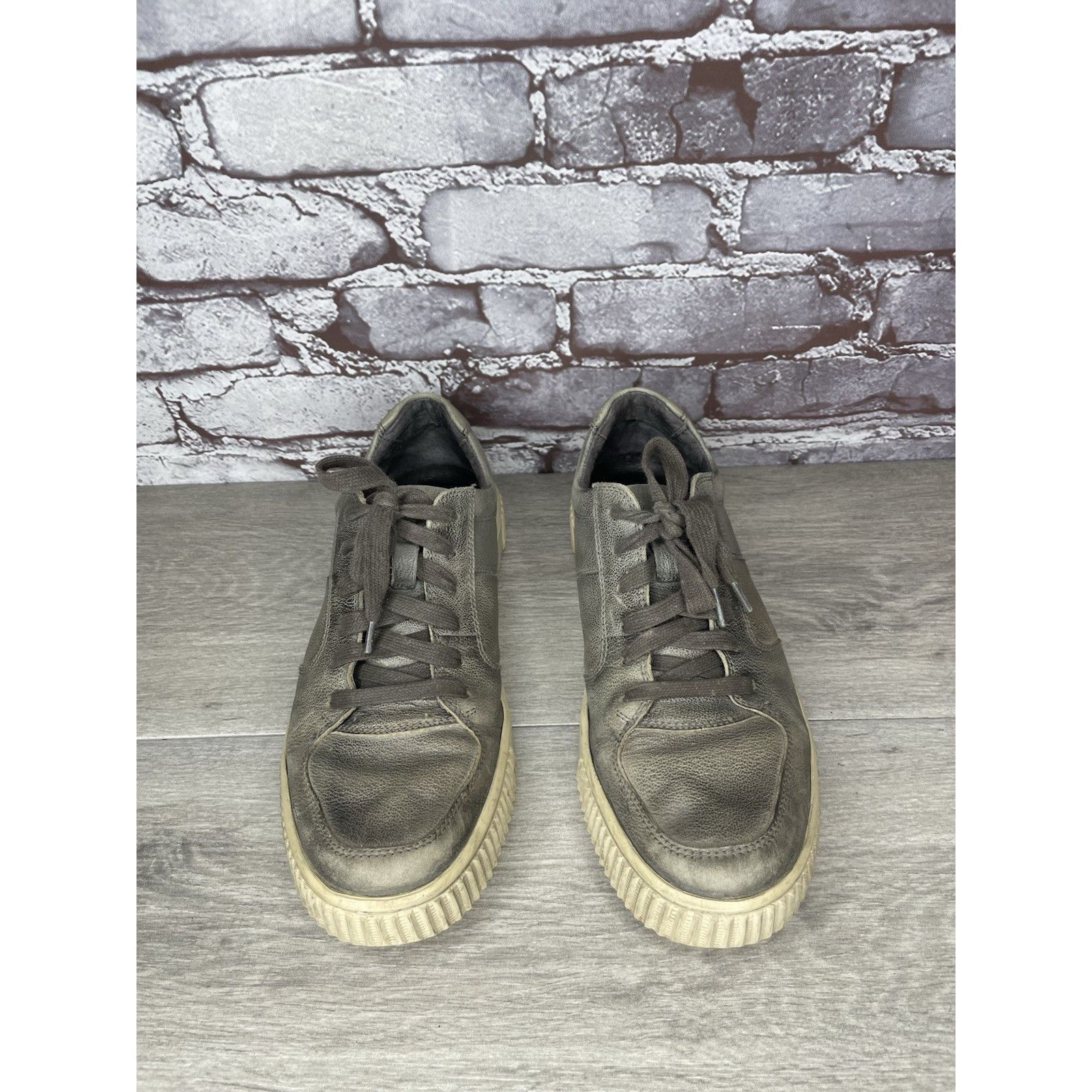 John Varvatos John Varvatos USA Gray Leather Casual Low Top Sneakers Shoes Size US 7.5 / EU 40-41 - 12 Thumbnail