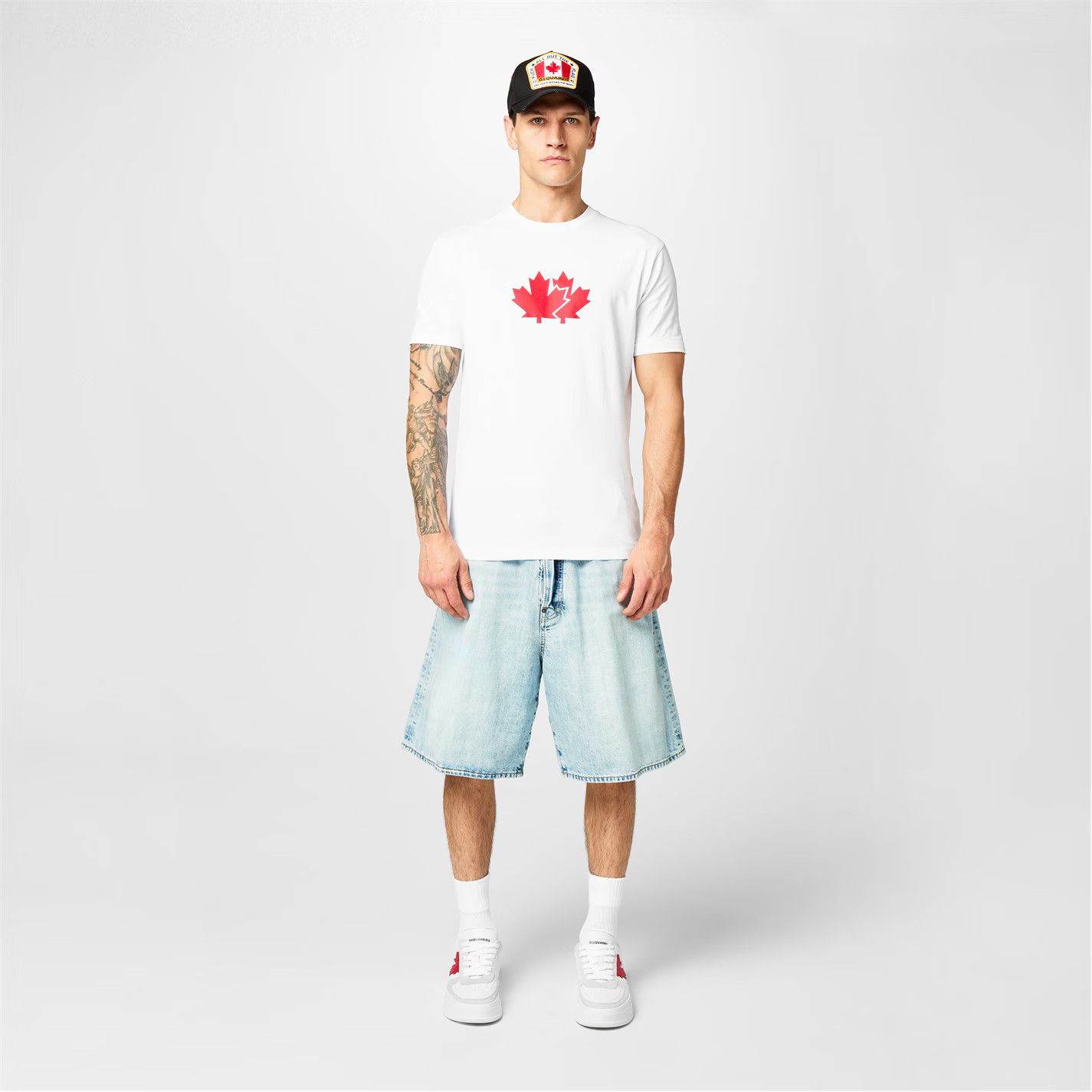 Dsquared2 o1g2r1mq0426 Maple Leaf T-Shirt in White Size US XS / EU 42 / 0 - 6 Thumbnail