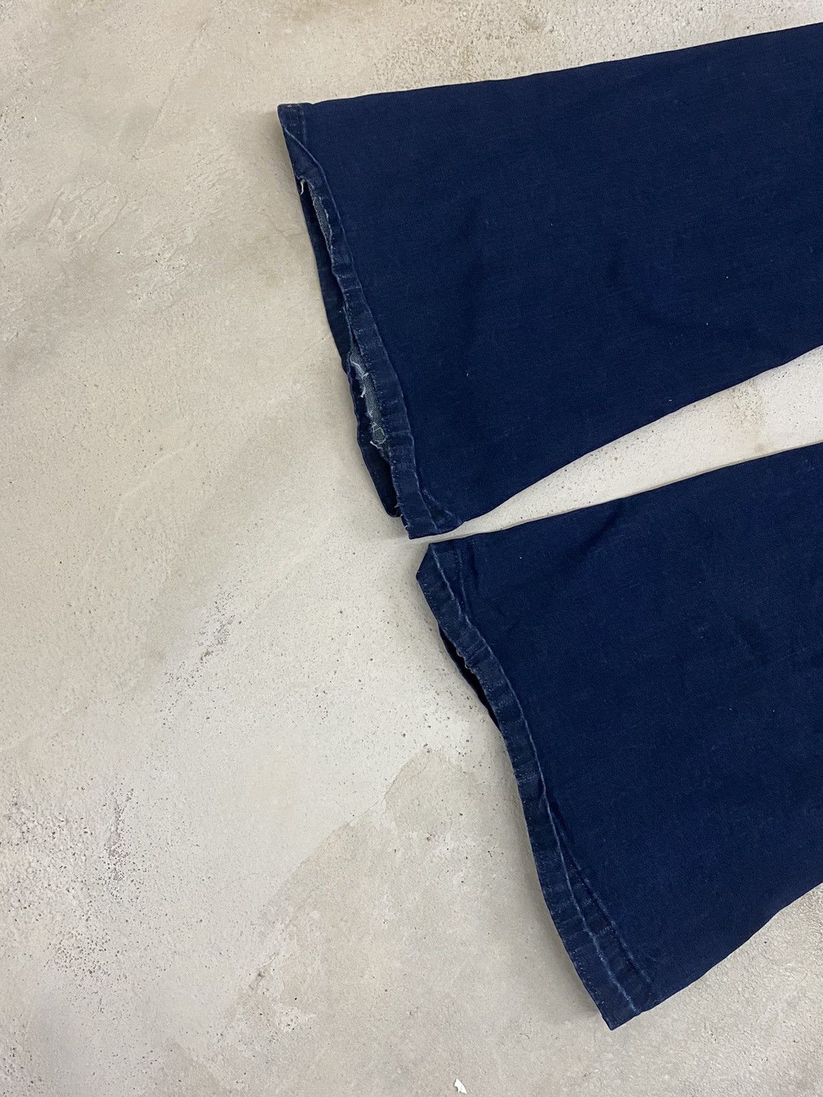 Japanese Brand × Le Grande Bleu (L.G.B.) × Tornado Mart Flare Cowgirl Tuff Jean Blue Washed Whisker Distressed Size US 26 / EU 42 - 11 Thumbnail