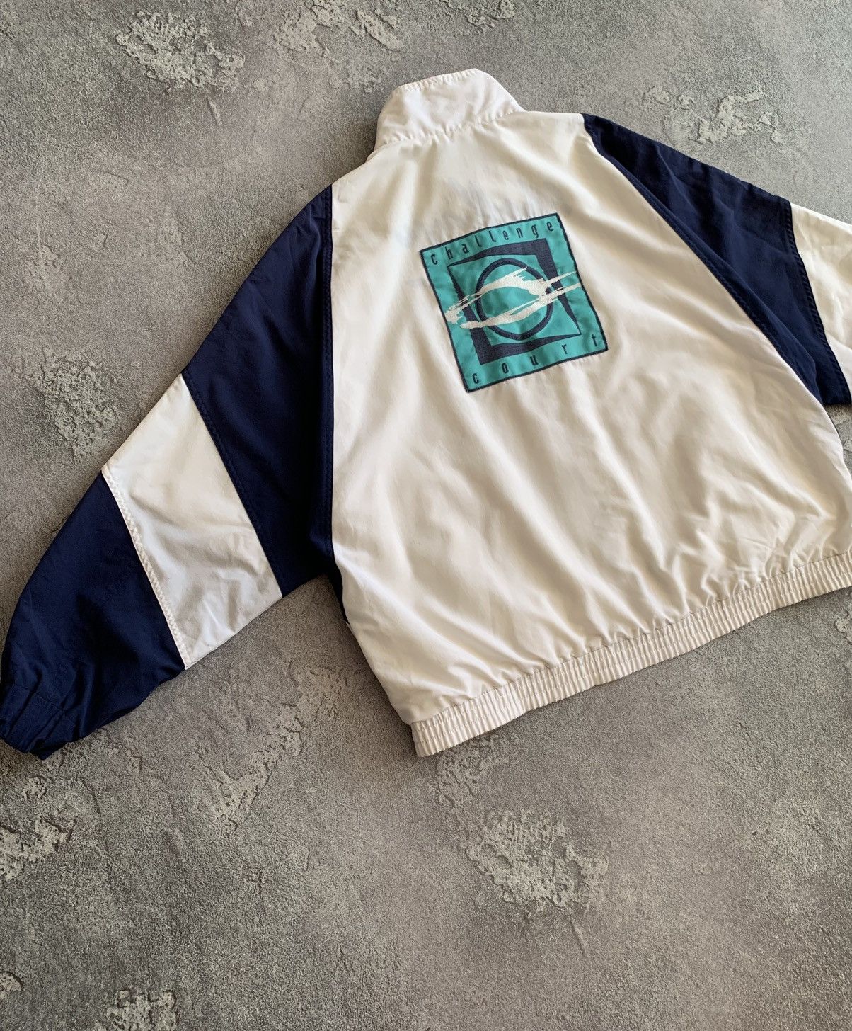 Vintage Nike Challenge Court Zip Jacket Men L White Navy Windbreaker Size US L / EU 52-54 / 3 - 1 Thumbnail