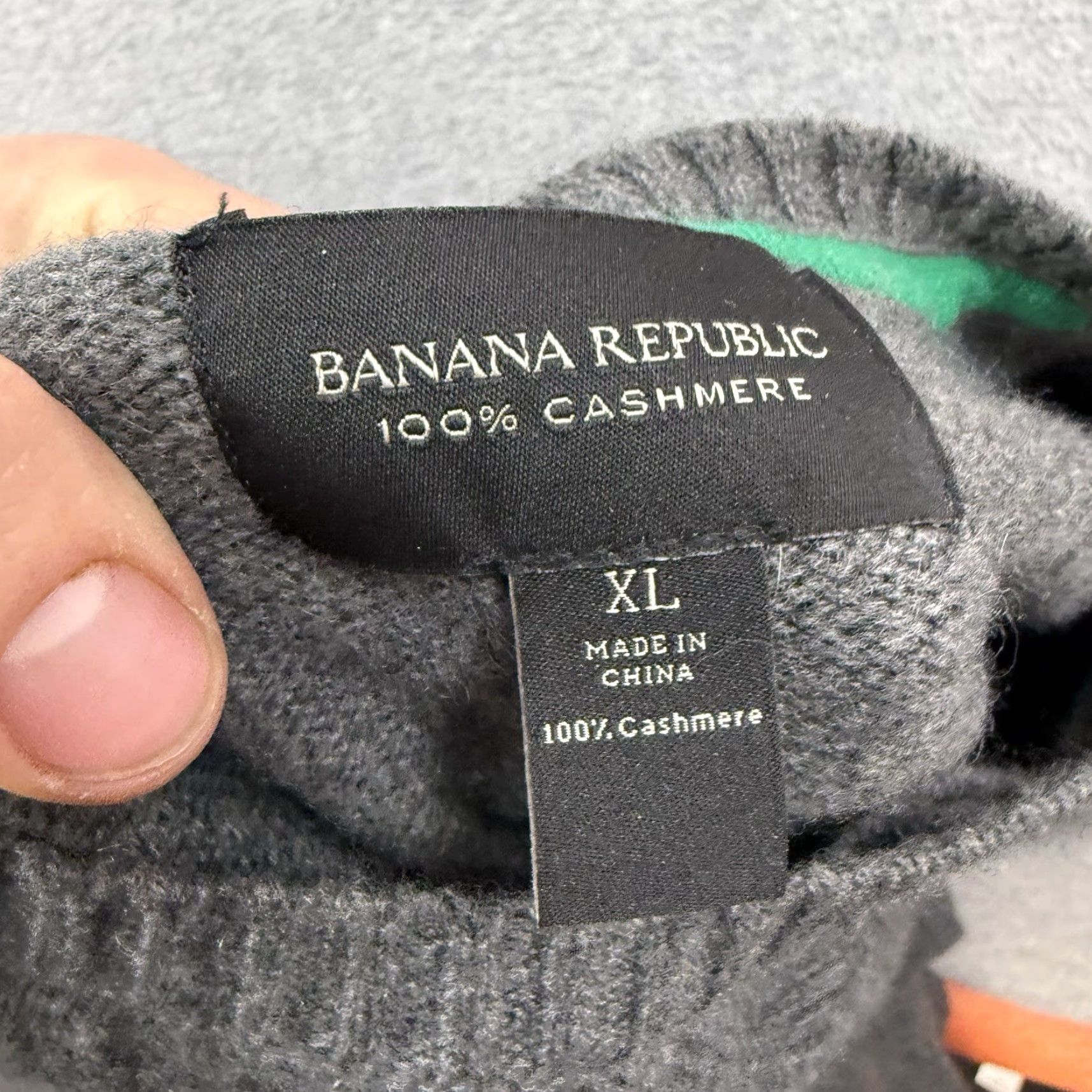 Banana Republic Banana Republic Sweater XL Mens Dark Gray Cashmere Crew Neck Pullover EUC Size US XL / EU 56 / 4 - 5 Thumbnail