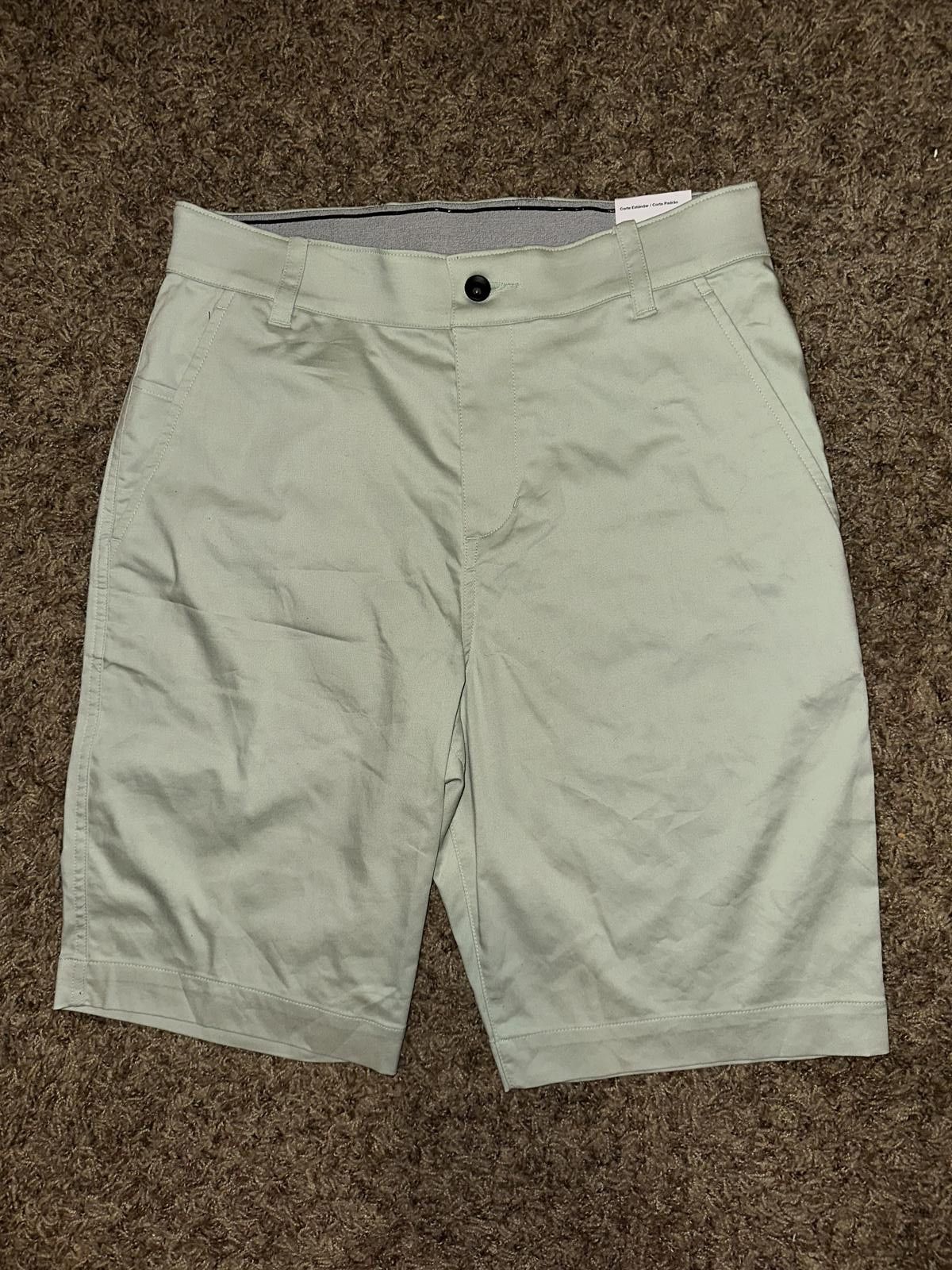 Nike Nike Men's Dri-FIT Uv 10.5" Golf Chino Shorts Size US 30 / EU 46 - 1 Thumbnail