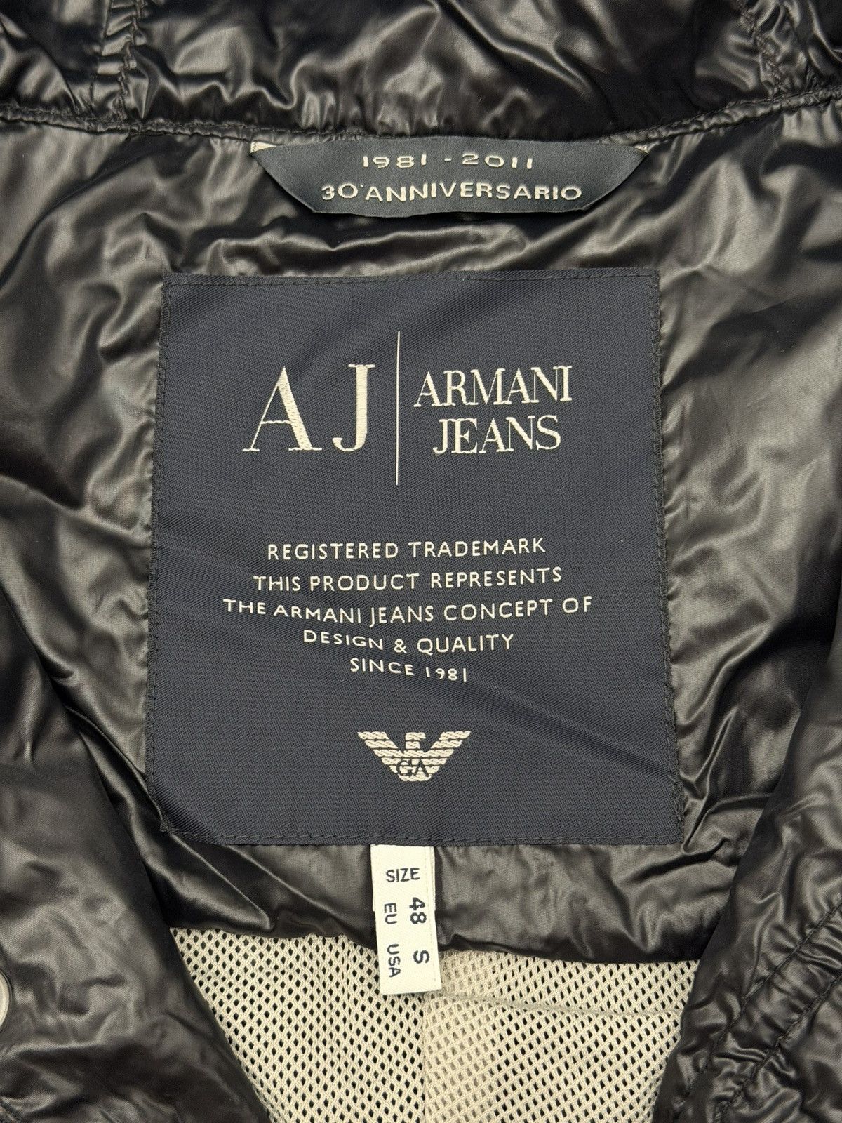 Emporio Armani Armani Jeans Windbreaker Hooded Jacket Size US S EU 48 Black Size US S / EU 44-46 / 1 - 8 Thumbnail