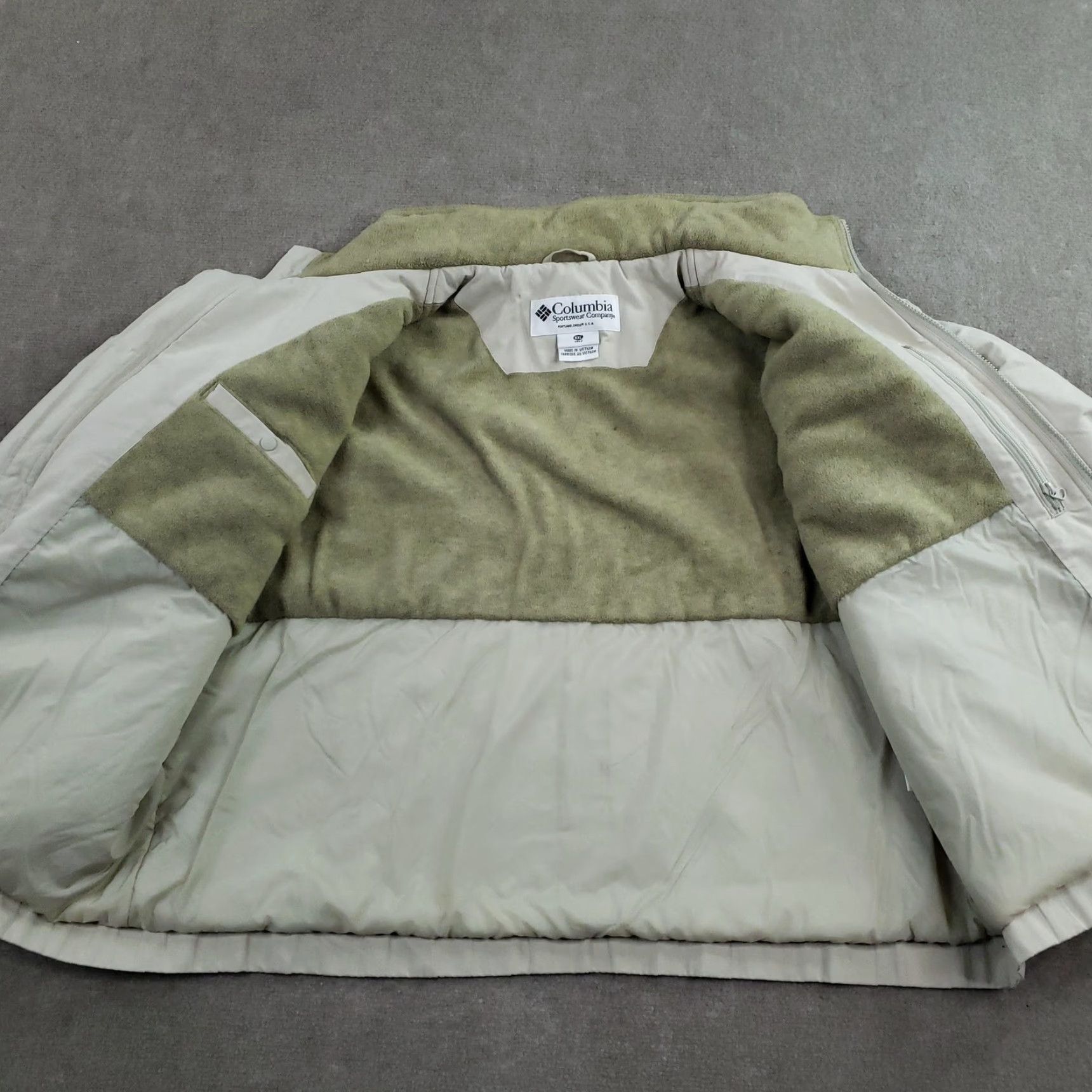 Vintage VINTAGE Columbia Jacket Mens 2XL Beige Full Zip Insulated Puffer Lined Winter Casual Travel Men Size US XXL / EU 58 / 5 - 6 Thumbnail