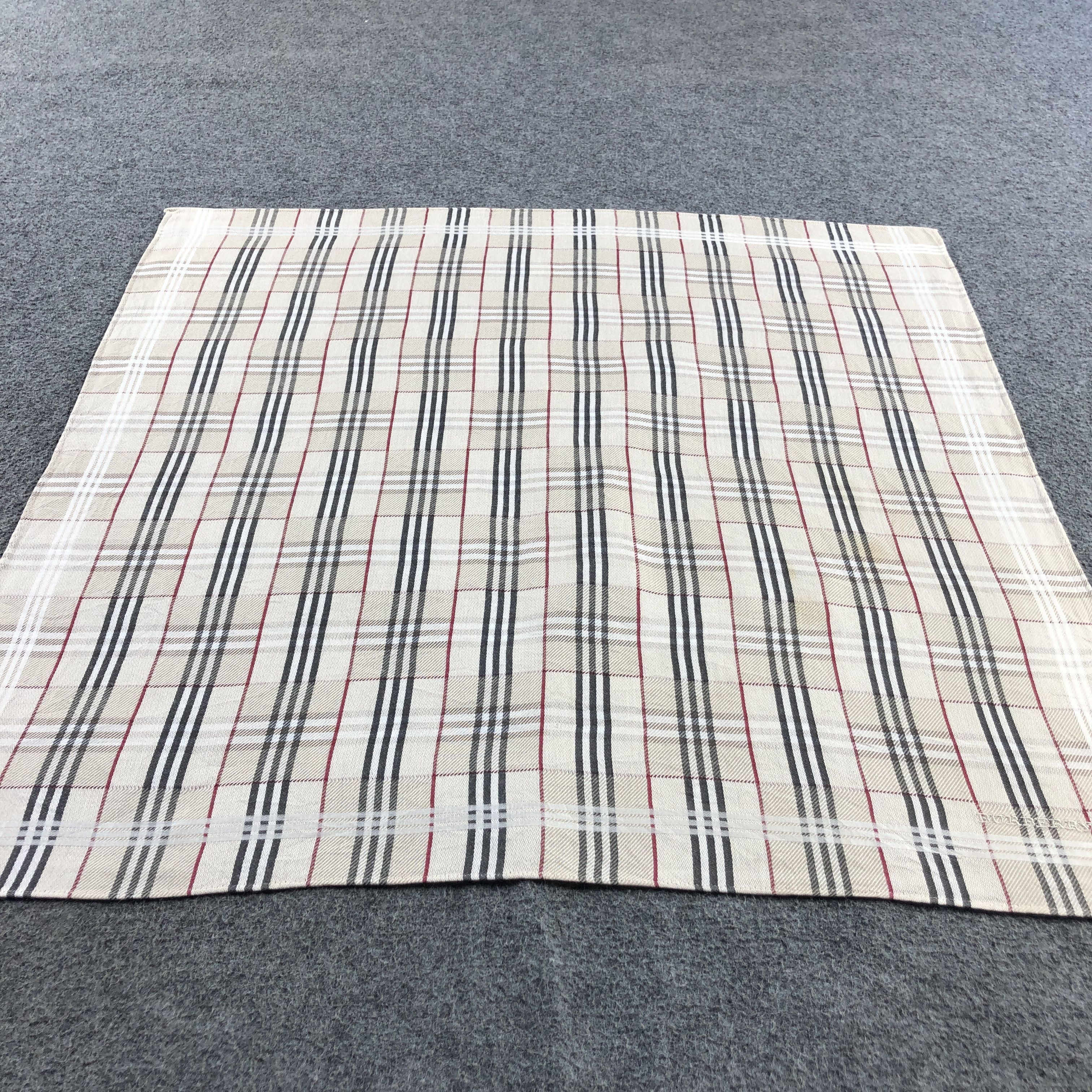 Burberry Burberrys Nova Check Handkerchief Bandana Neckerchief H2628 Size ONE SIZE - 5 Thumbnail
