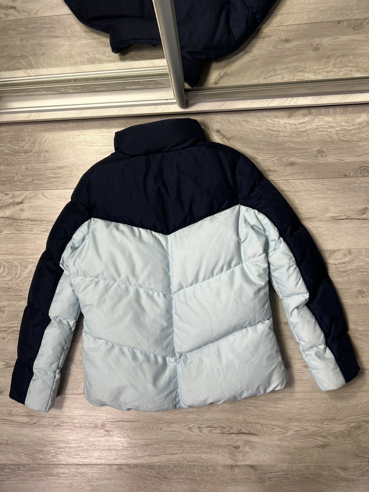 Nike 90s Vintage Nike Embroidered Small Logo Puffer Down Jacket Size L / US 10 / IT 46 - 10 Thumbnail