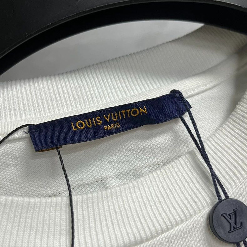 Louis Vuitton Louis Vuitton White Logo Print Short Sleeve Drop Shoulder Size US L / EU 52-54 / 3 - 5 Thumbnail