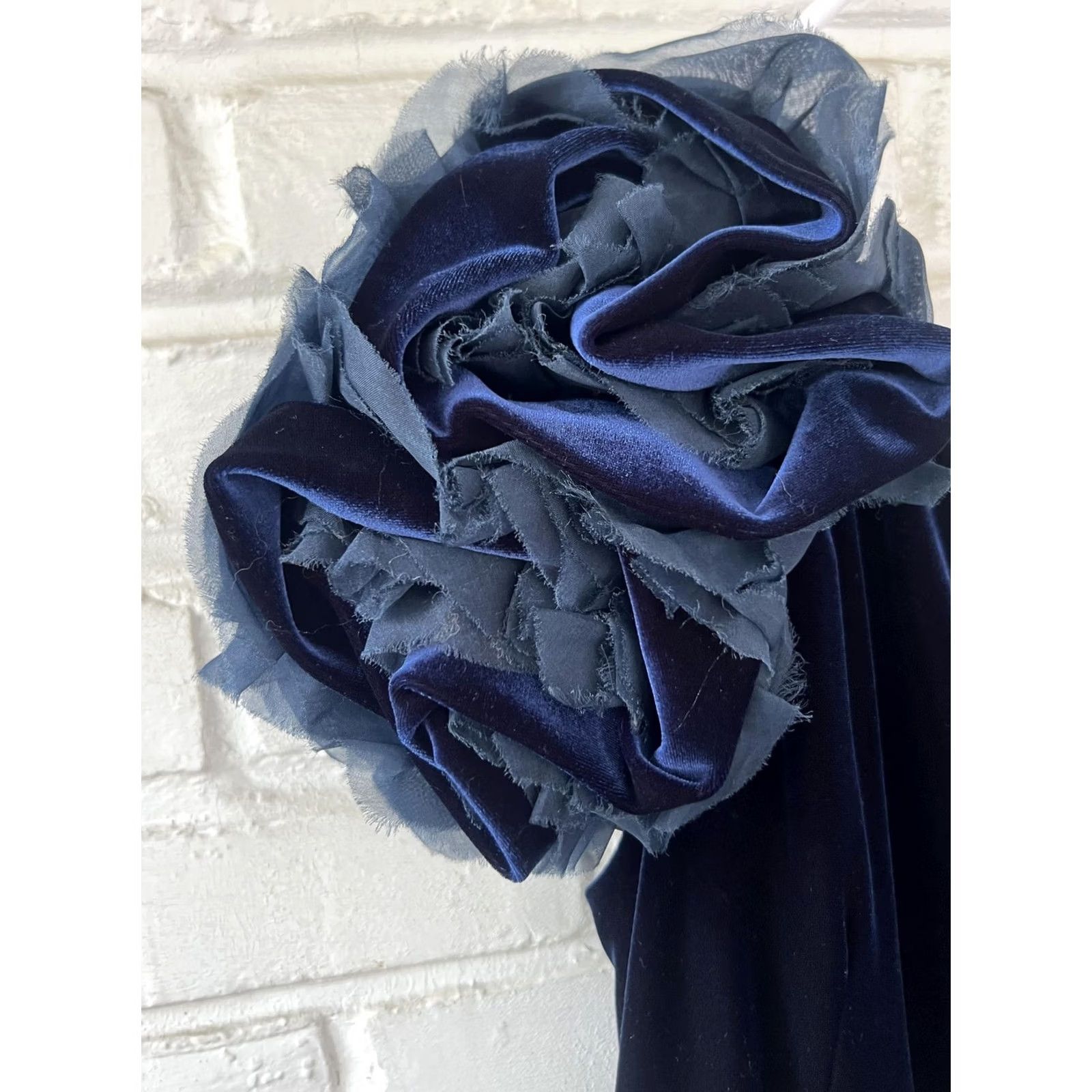 Tadashi Shoji VINTAGE Tadashi Shoji Dress Womens Medium Navy Velvet One Shoulder Rosette Cocktail Size M / US 6-8 / IT 42-44 - 3 Thumbnail